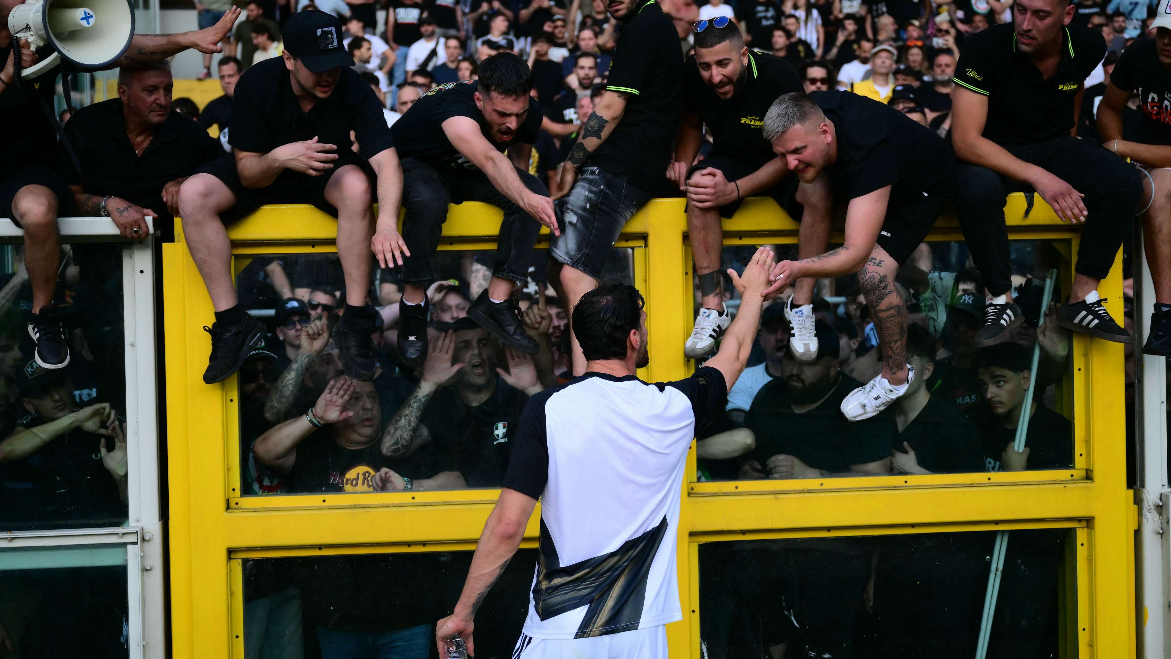 Juventus' derby clash with Torino delayed as fan hospitalised  