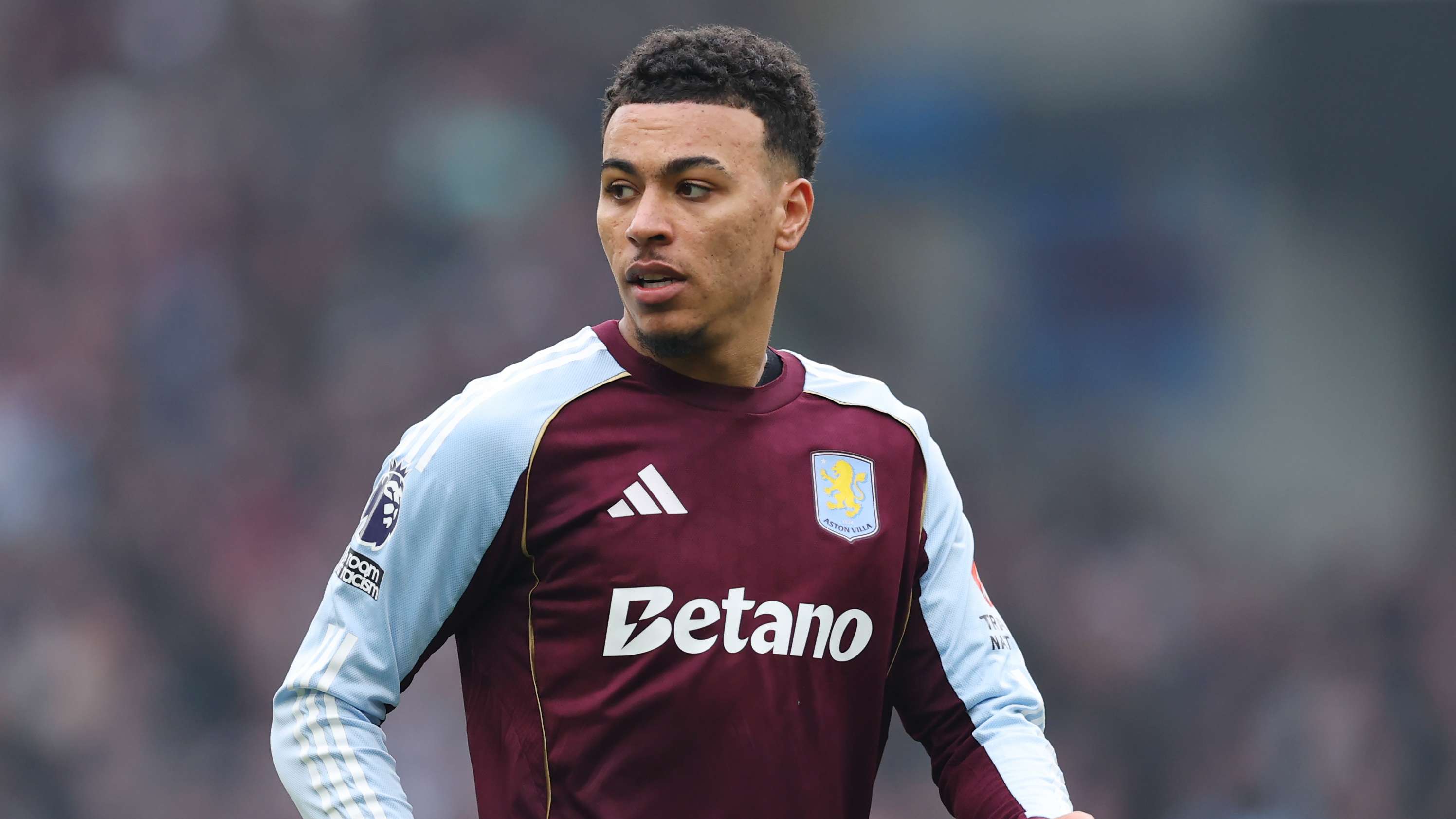 Arsenal prioritize £100m Rogers move  