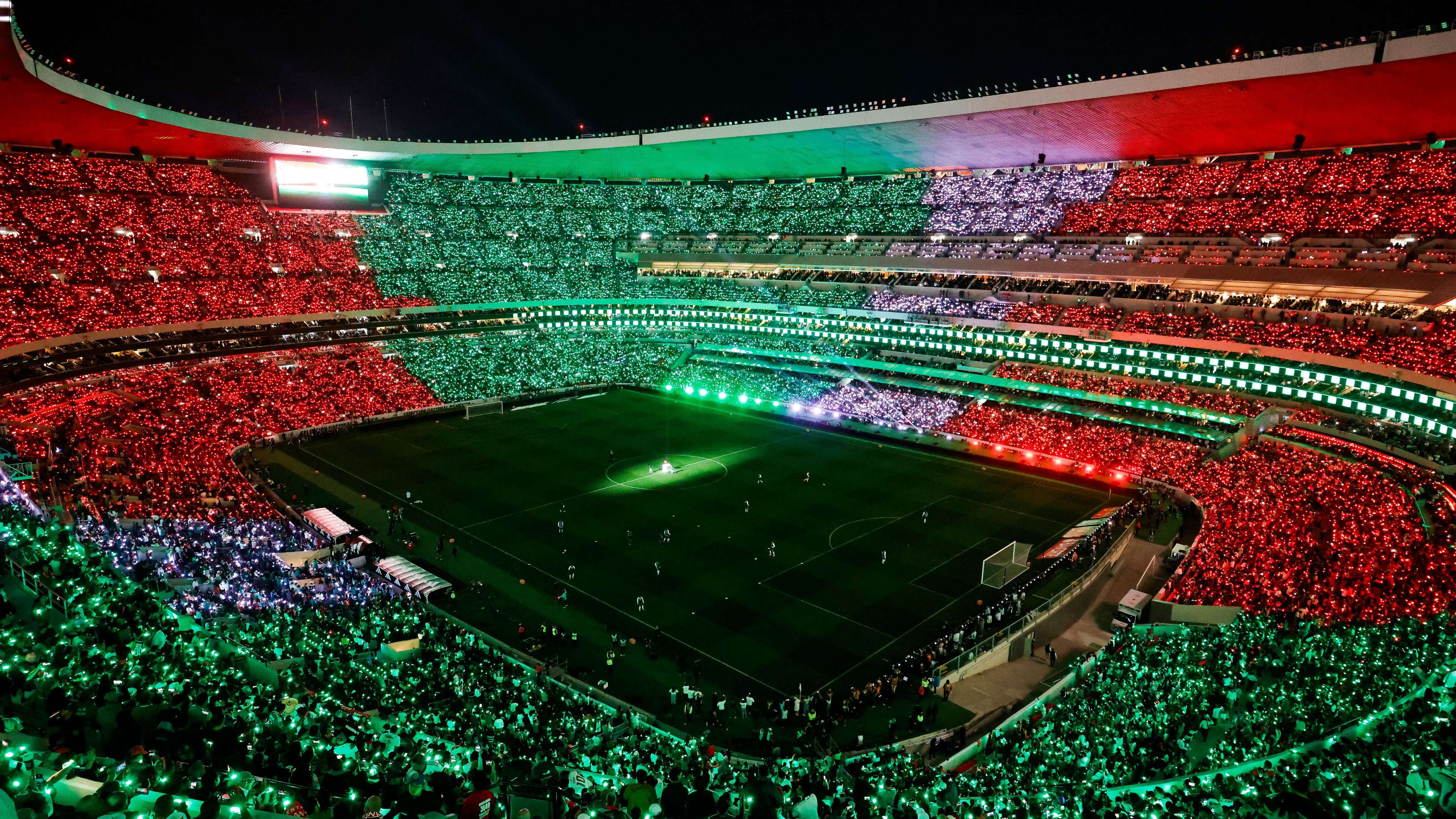 They are threatening FIFA with "violence": 14,000 fans demand free tickets to the World Cup opening match  