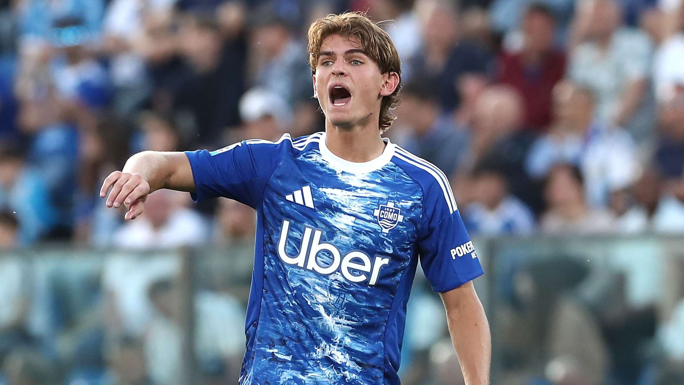 Como keep Paz as Real Madrid hold buy-back clause  