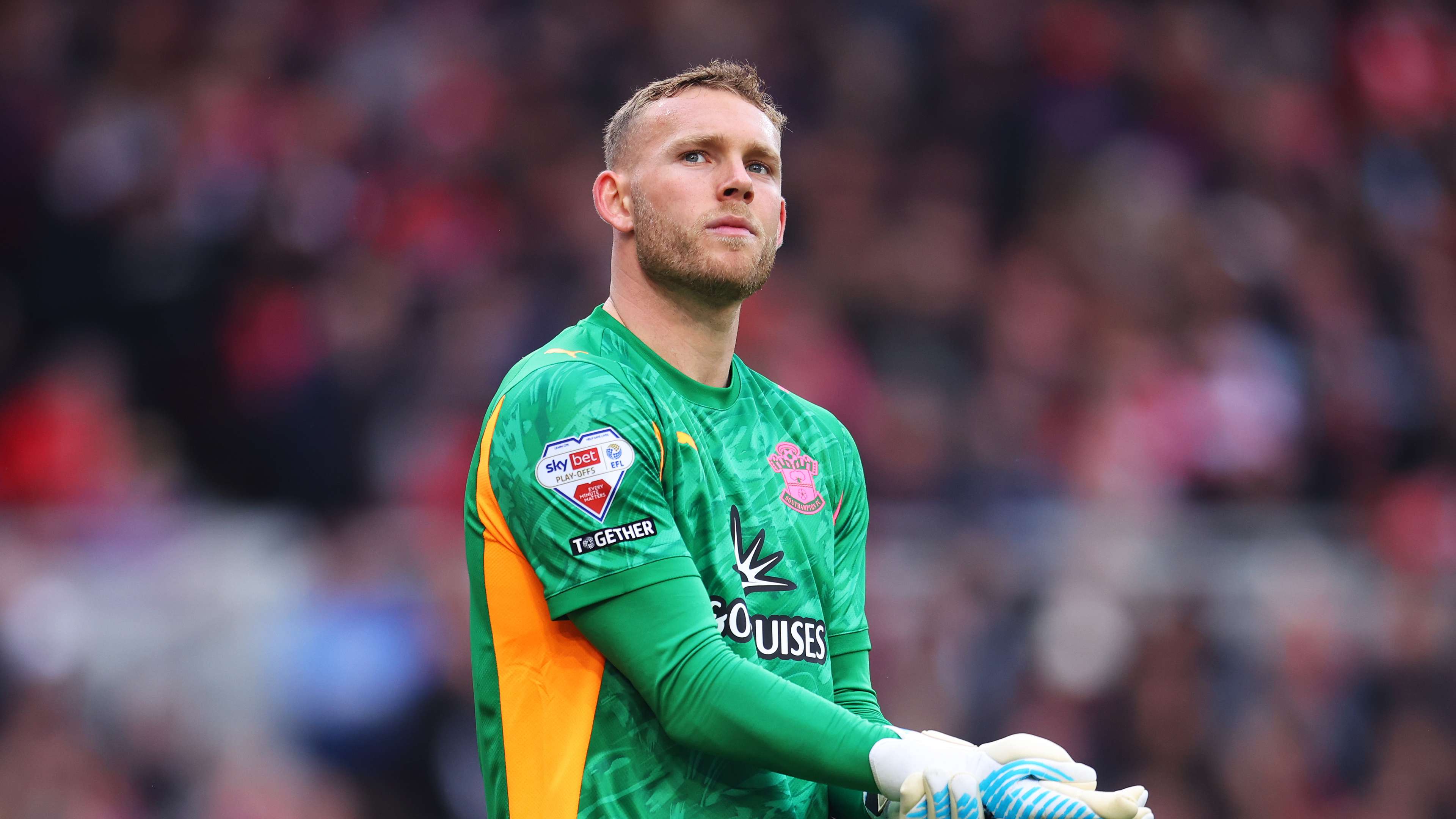 Southampton sign Bayern keeper  