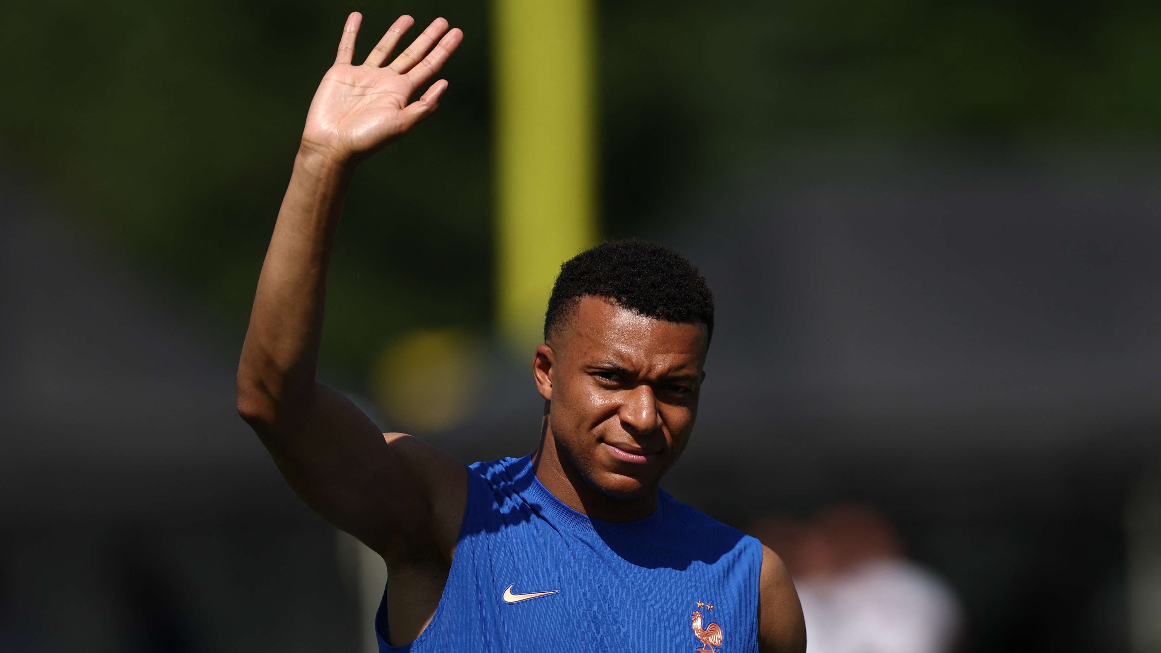Mbappe: Easier to console Saliba than five PSG stars  
