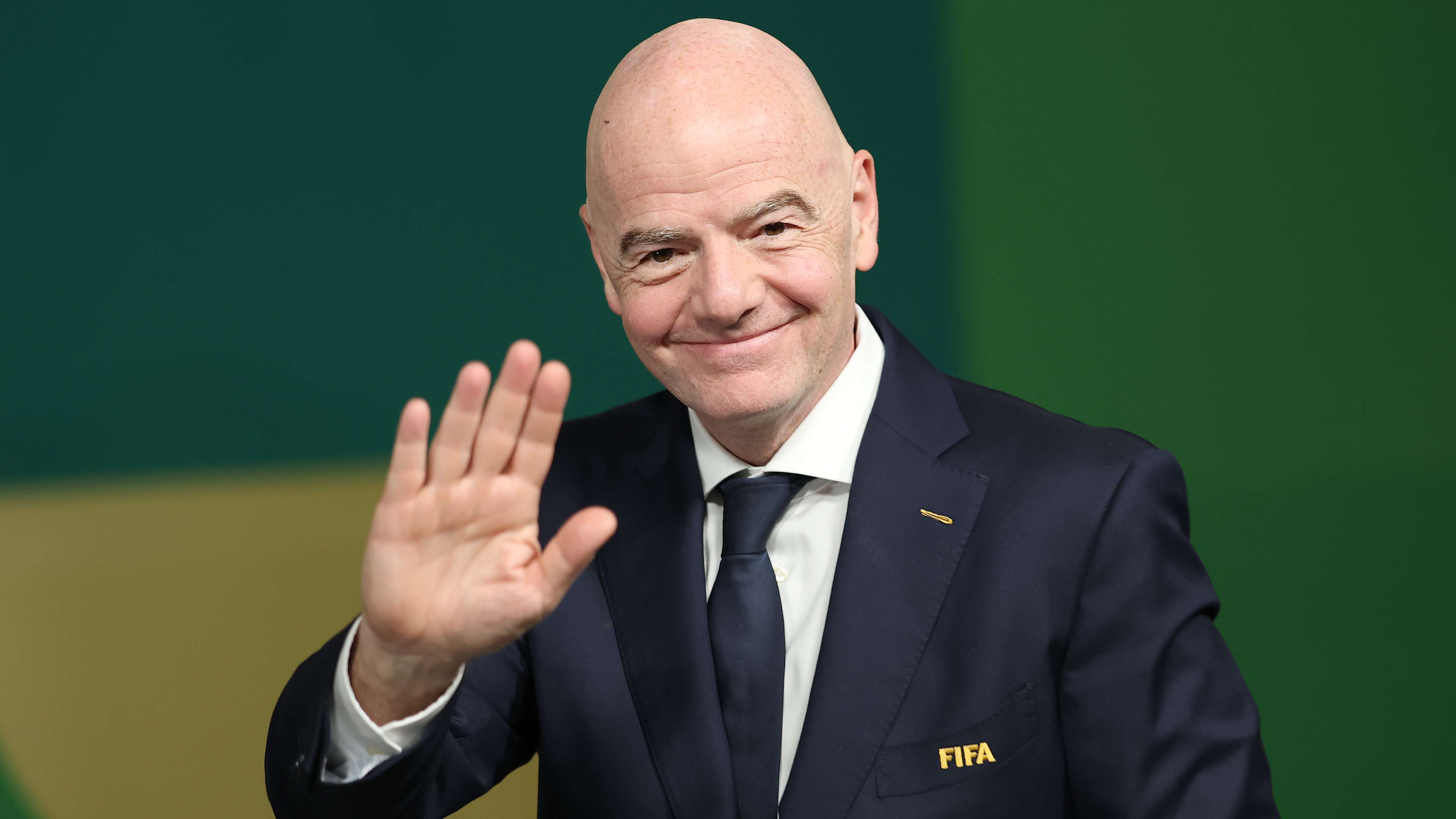 Infantino denies FIFA profit from hydration breaks  