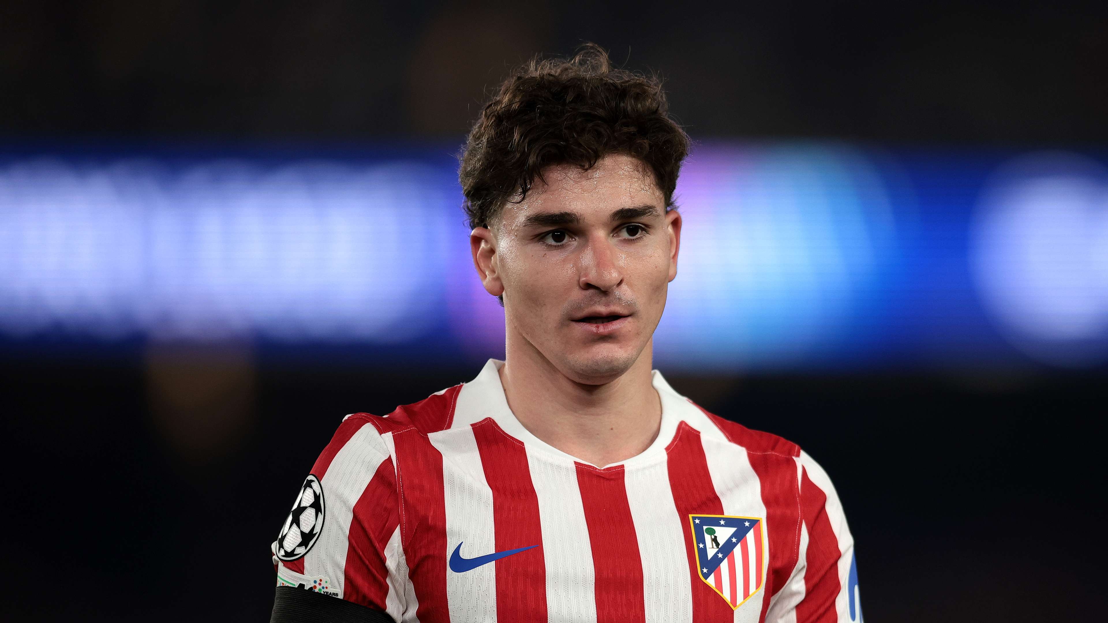 Alvarez bid incoming? Barca ask for €210m loan to wrap up three summer signings  