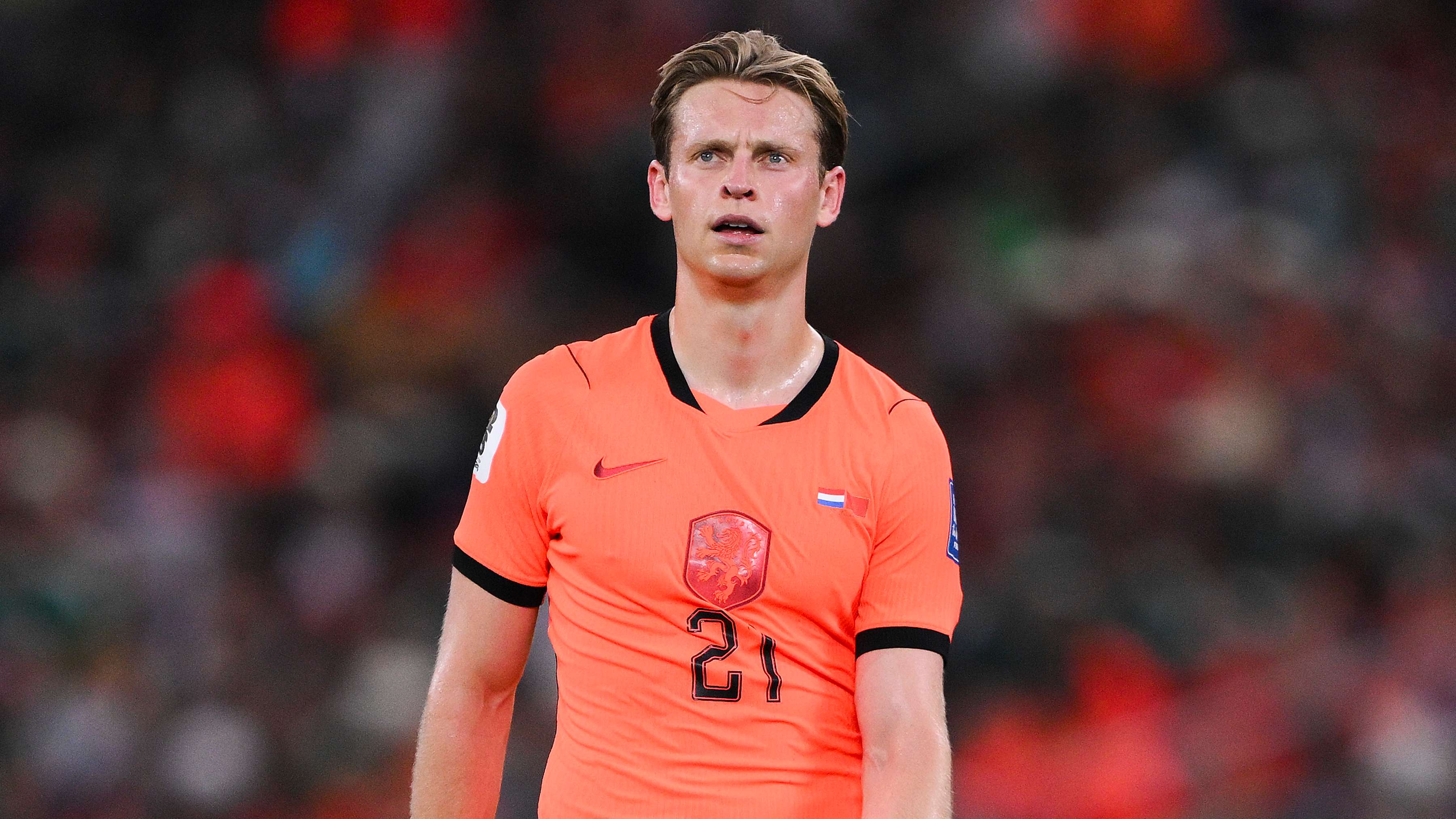 Van der Vaart blasts 'invisible' De Jong after Netherlands' World Cup exit  
