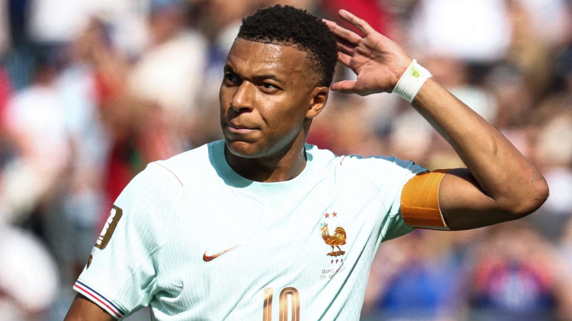 'Closest thing to a new R9' - Mbappe backed for Ballon d'Or  