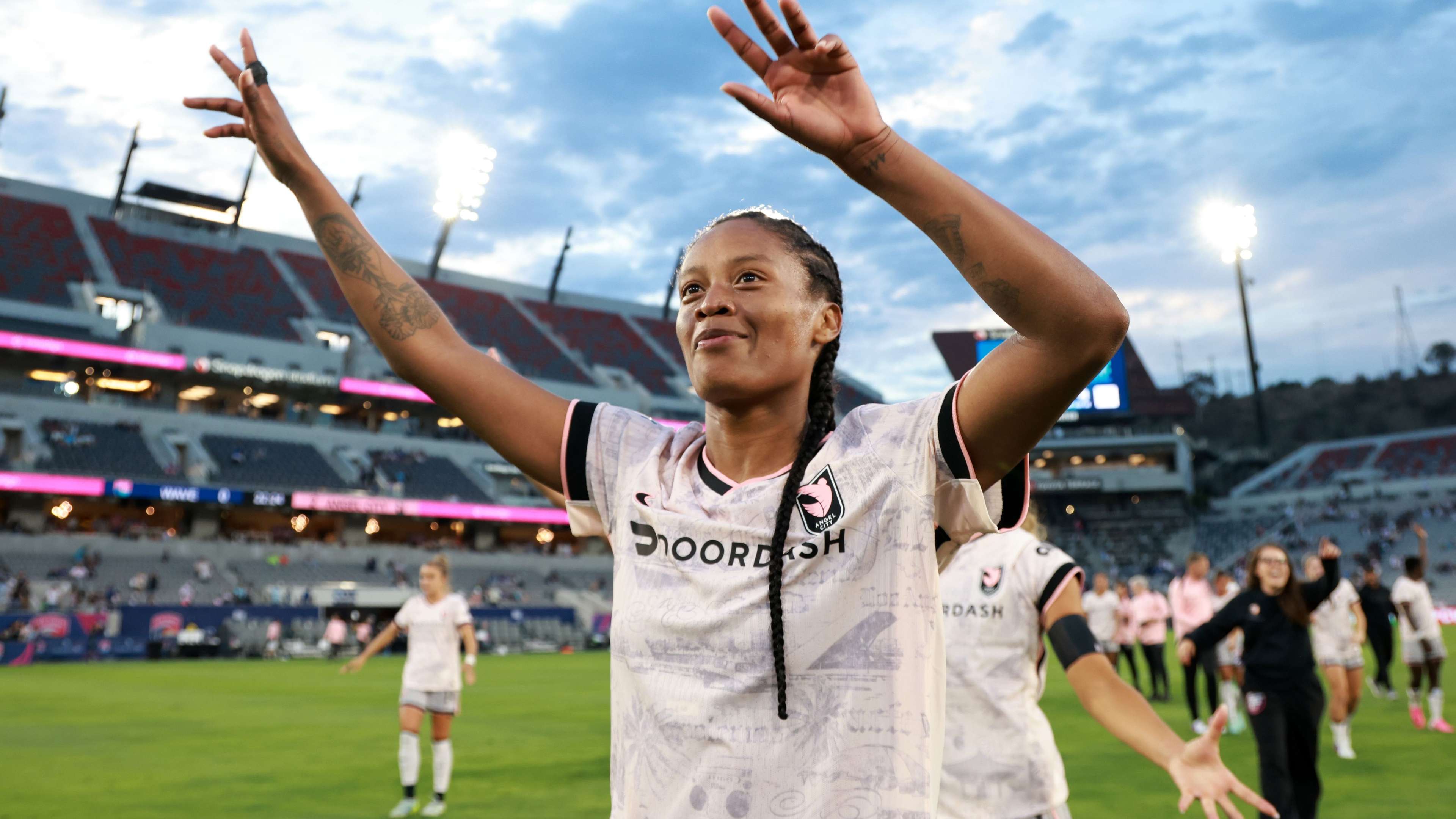 NWSL Power Ranks: Seattle Reign, Angel City own Rivalry Week  