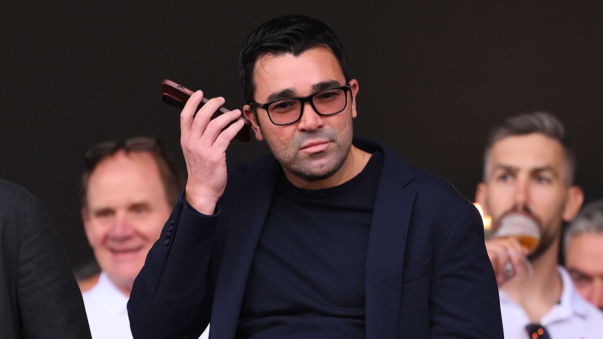 Deco plans one final blow in Barcelona's transfer market  