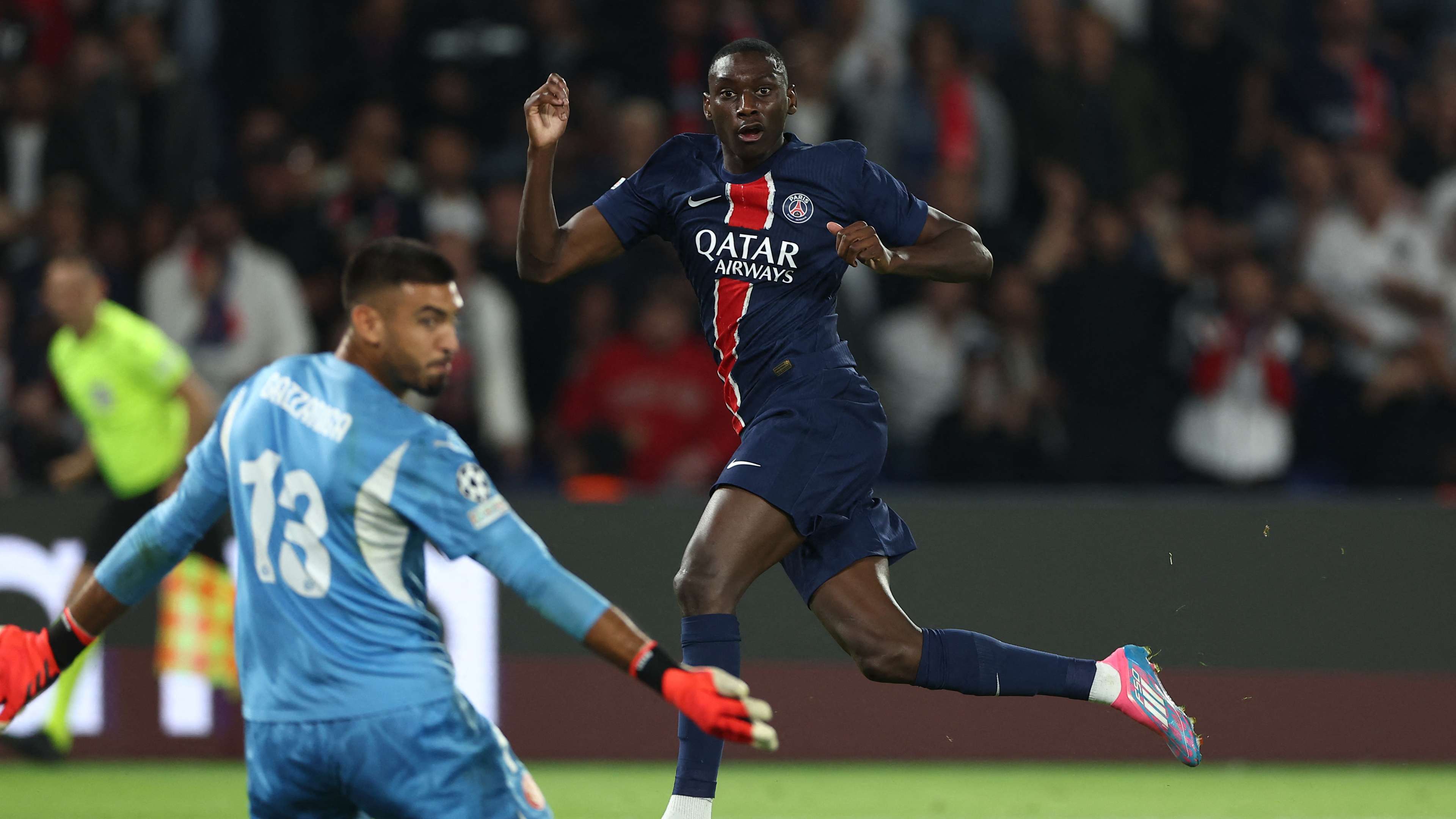 Paris Saint-Germain let €94 million mega-flop leave and bid for Suzuki  