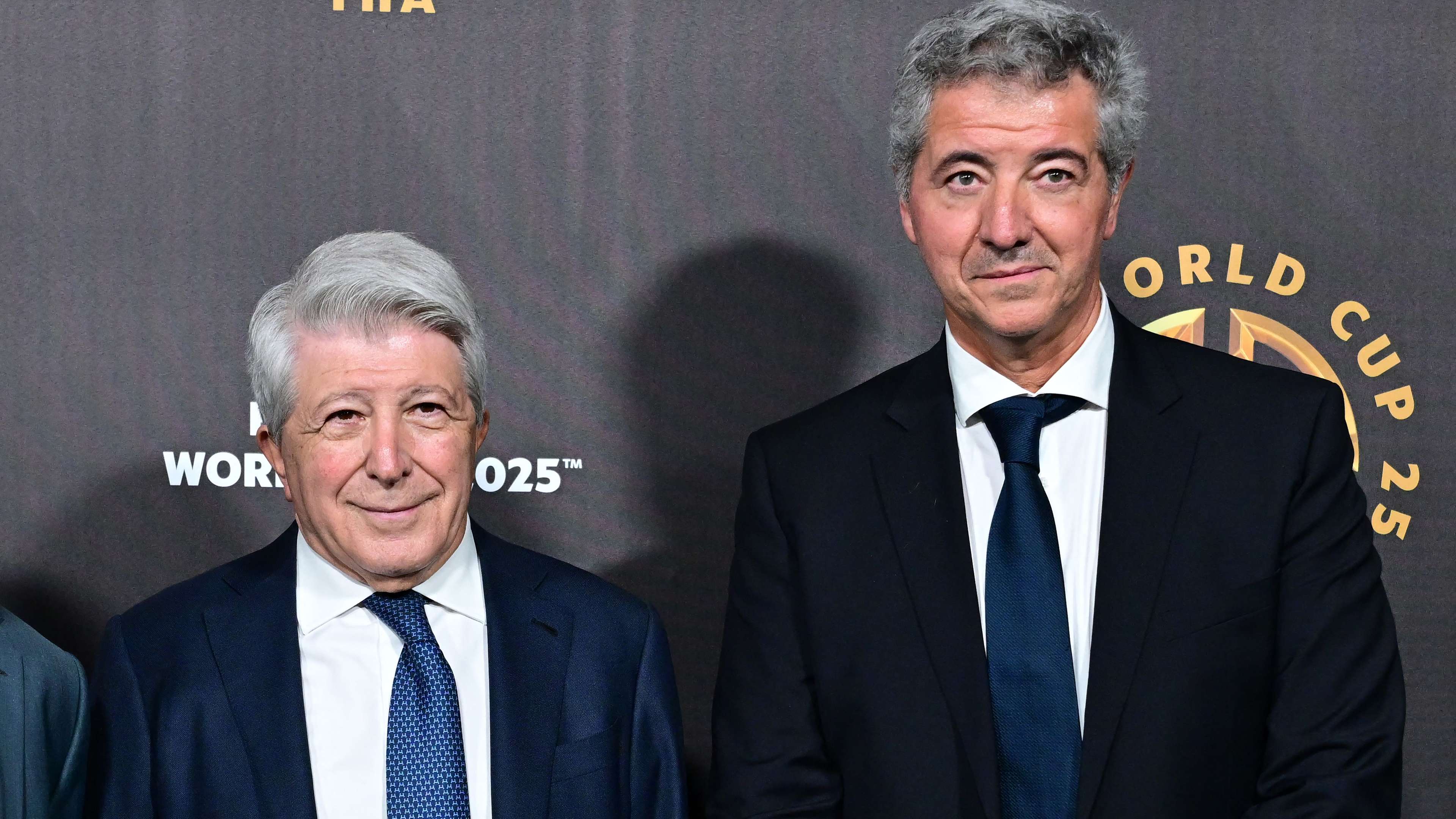 Atlético president: some people deceived Álvarez, and we are disgusted with Barcelona  