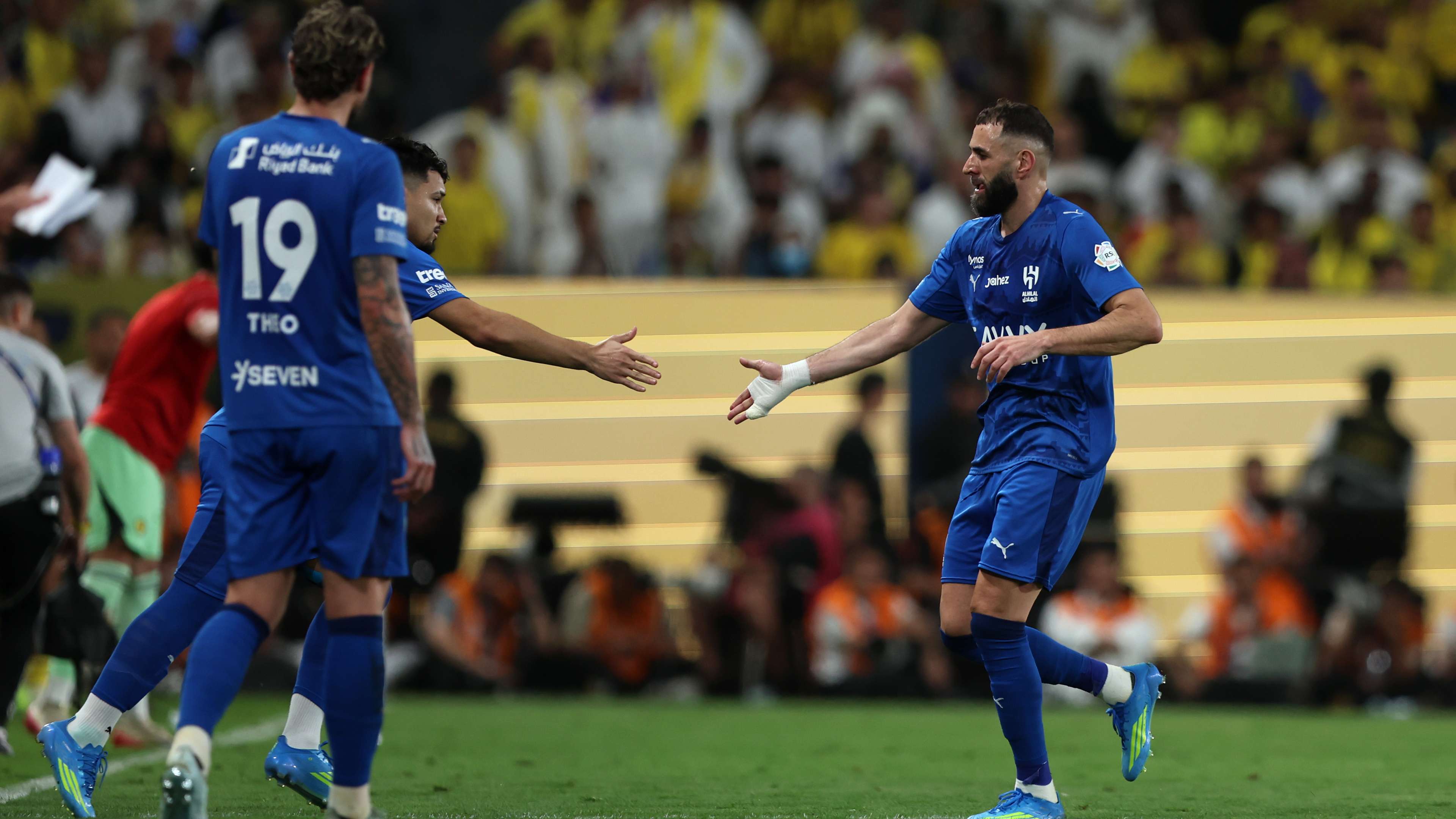 Among them a Al-Nassr legend: stars' predictions put Al-Hilal on the Roshan throne  