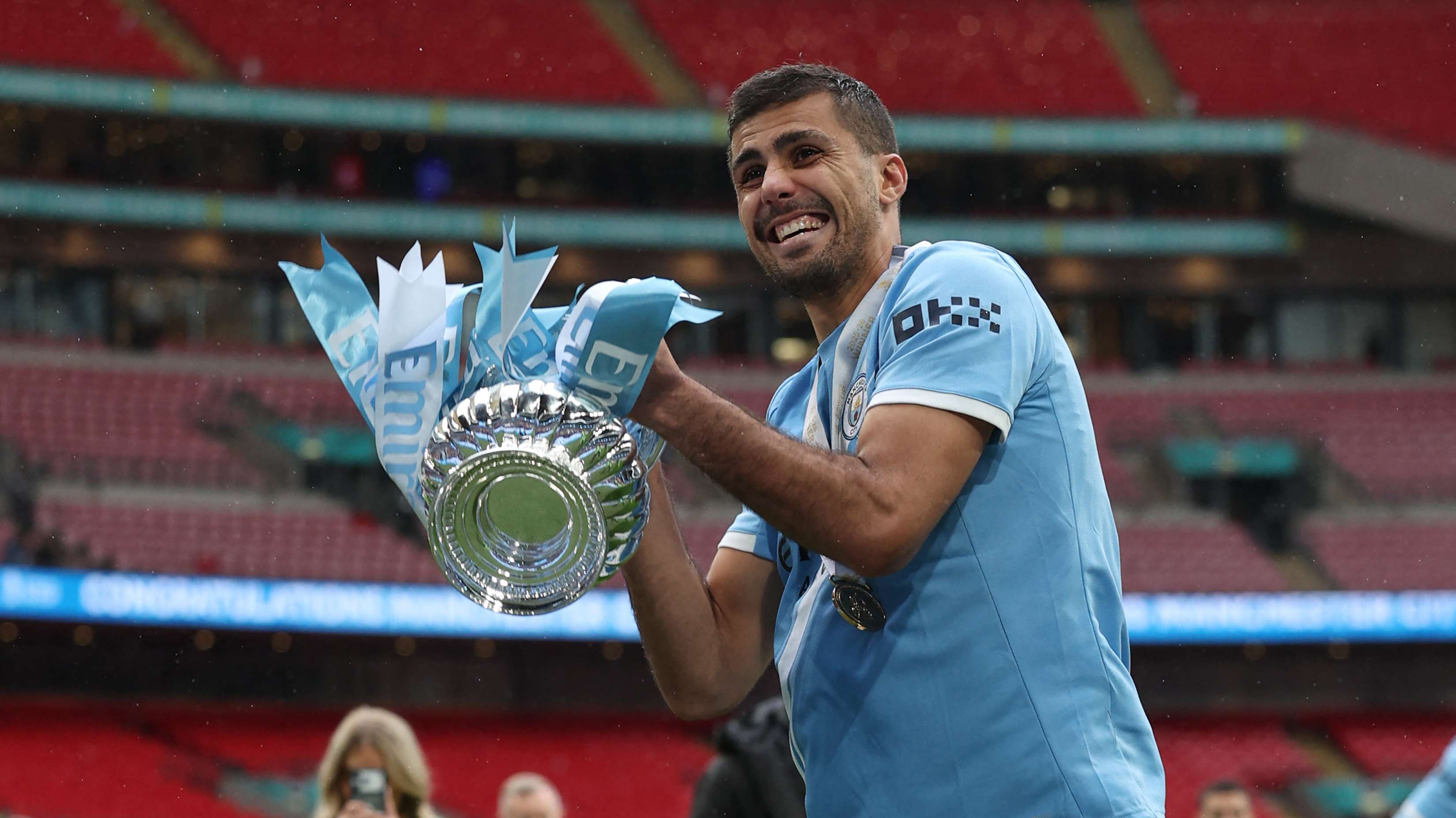 Behind the scenes in the final hours: what stands between Barcelona and Manchester City and sealing the Rodri deal?  