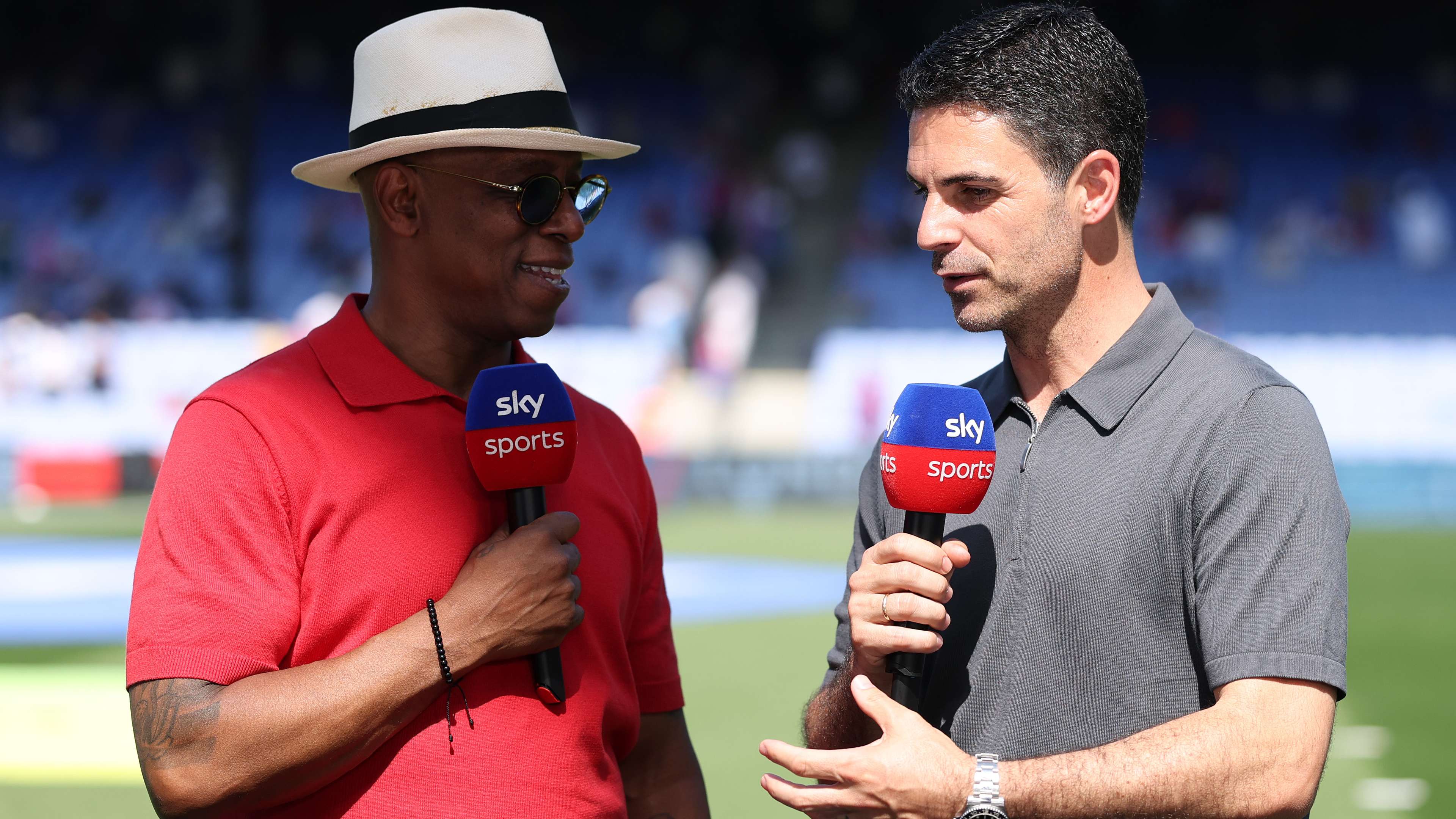 'The Premier League dark horse' - Wright warns Arsenal of Chelsea threat  