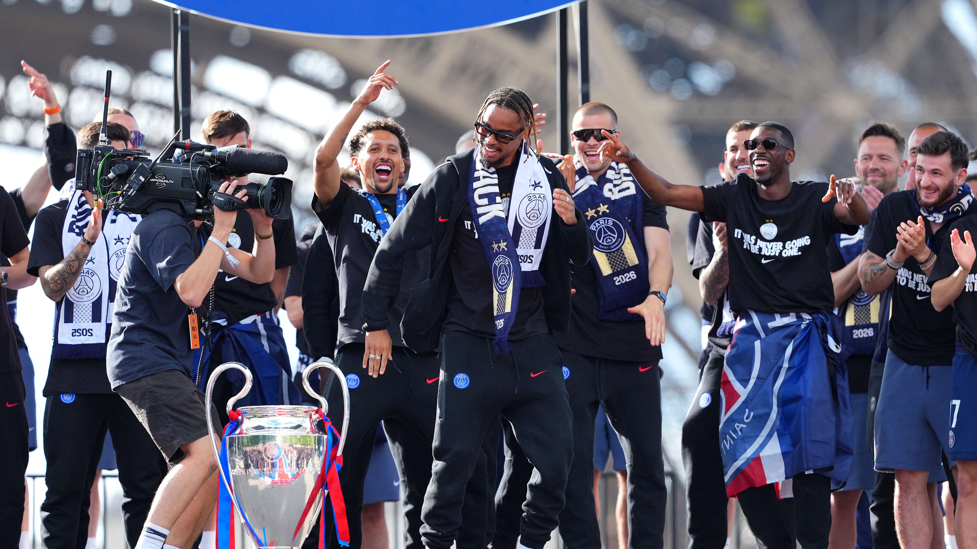 "The player is packing his bags": Liverpool agree with Paris on the 140 million euro deal  