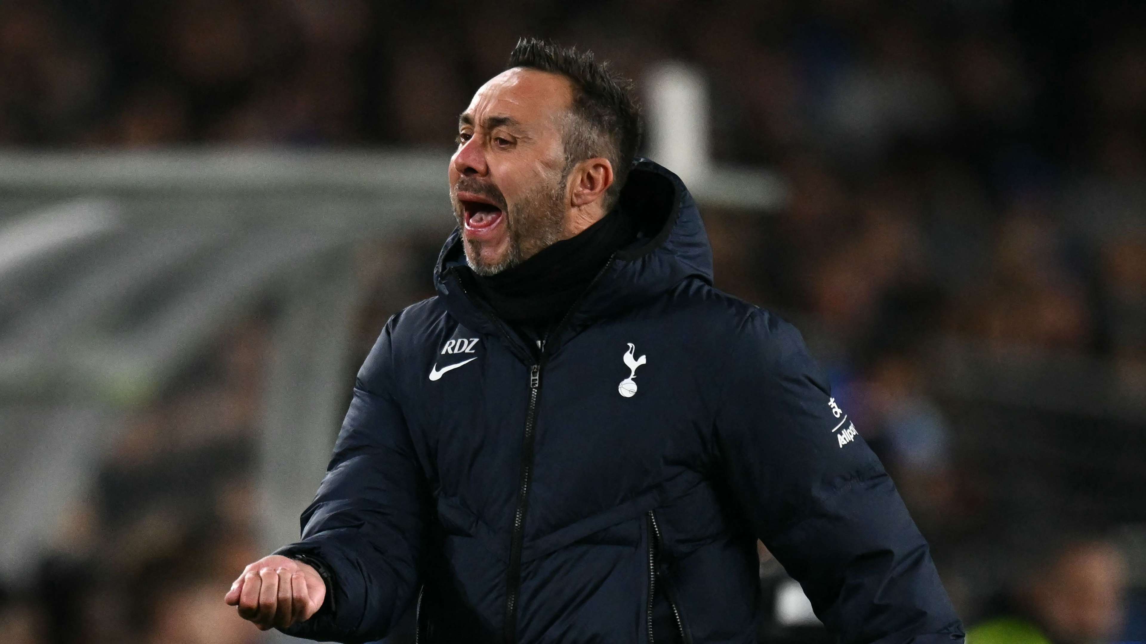 "The best striker in the world": Tottenham plan the signing of the season  