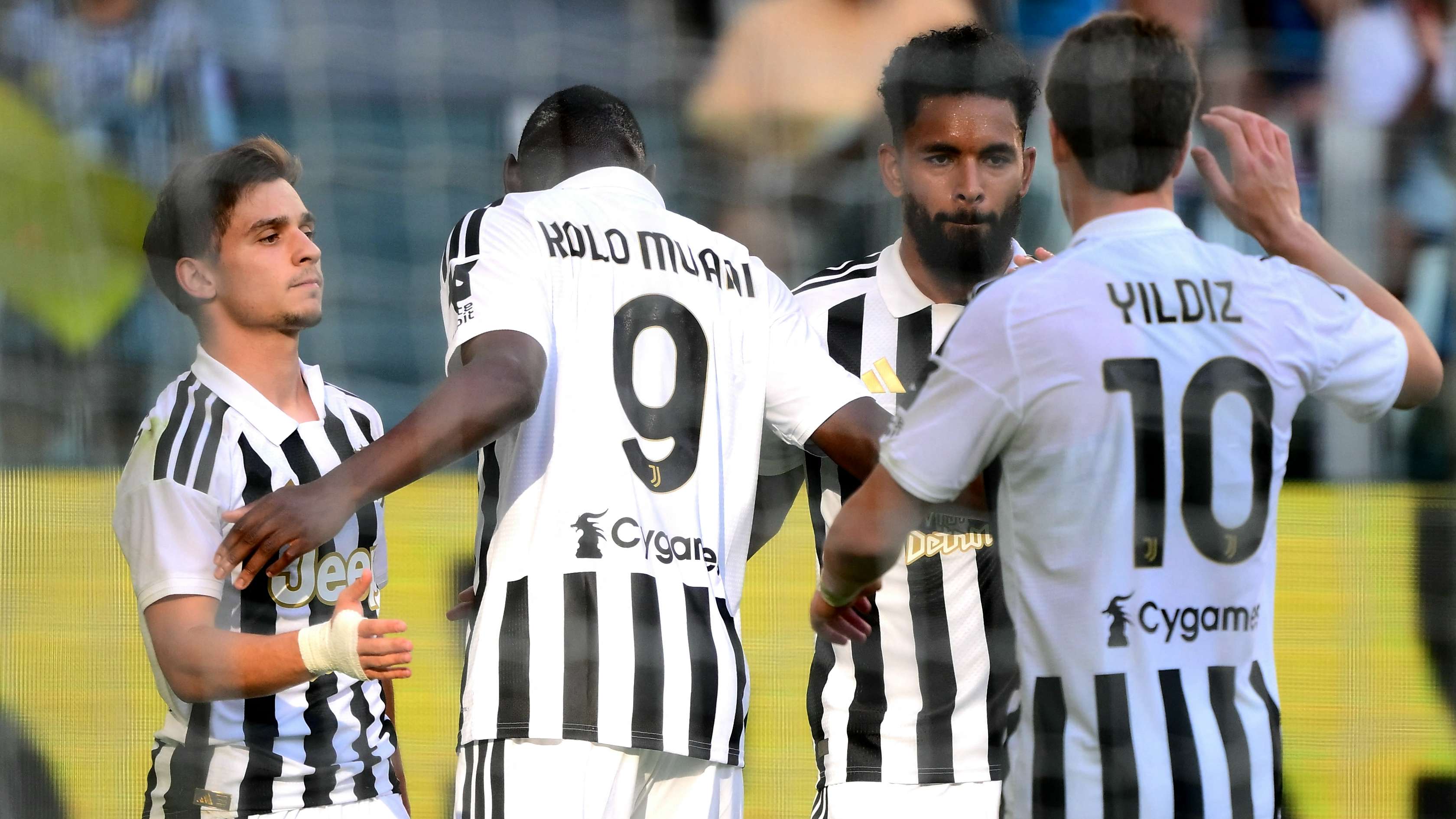Officially: Juventus announce the signing of their new goalkeeper  