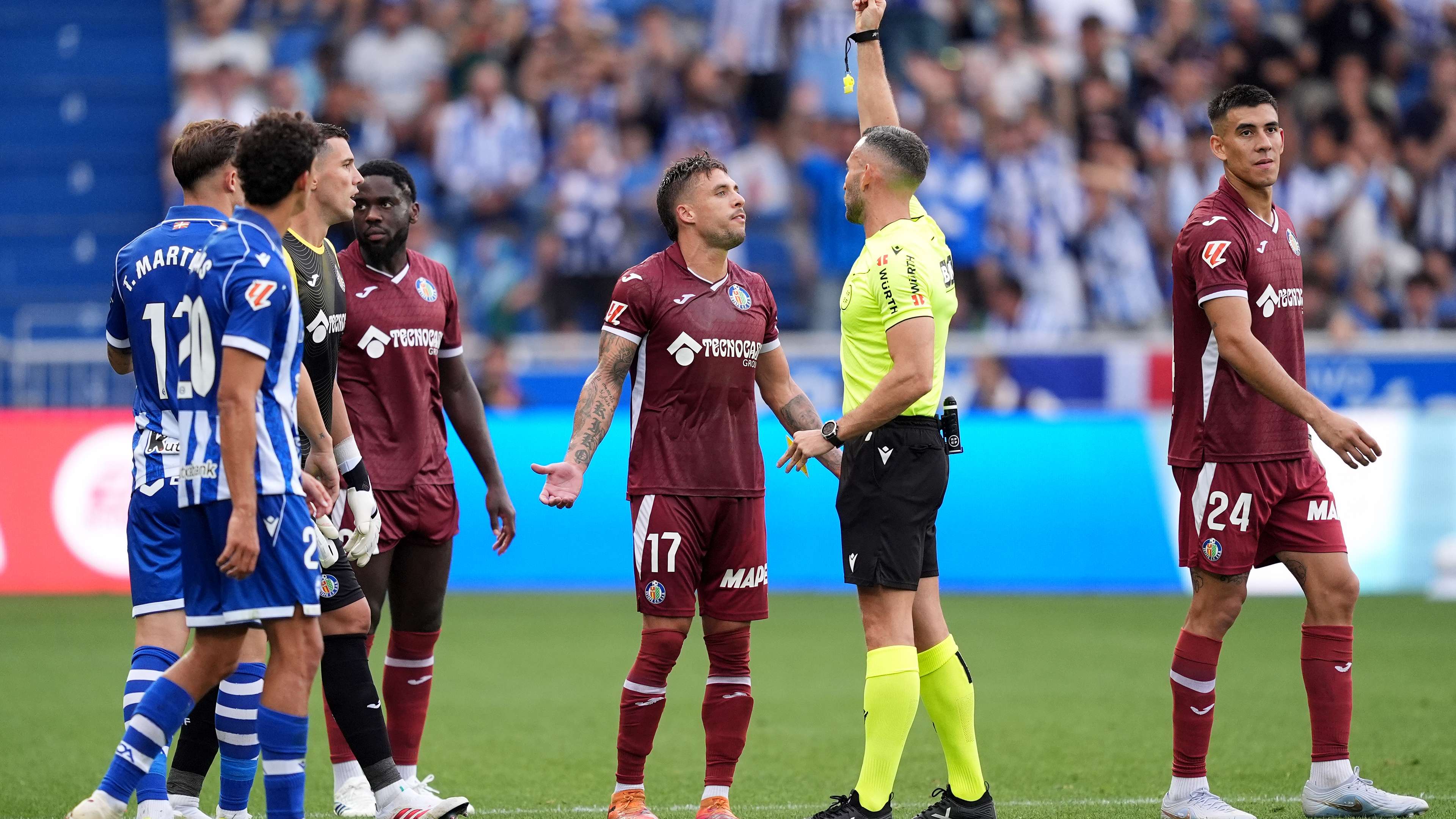 The Liga has kicked off and the controversy has begun: a dramatic sending-off and VAR under the microscope  