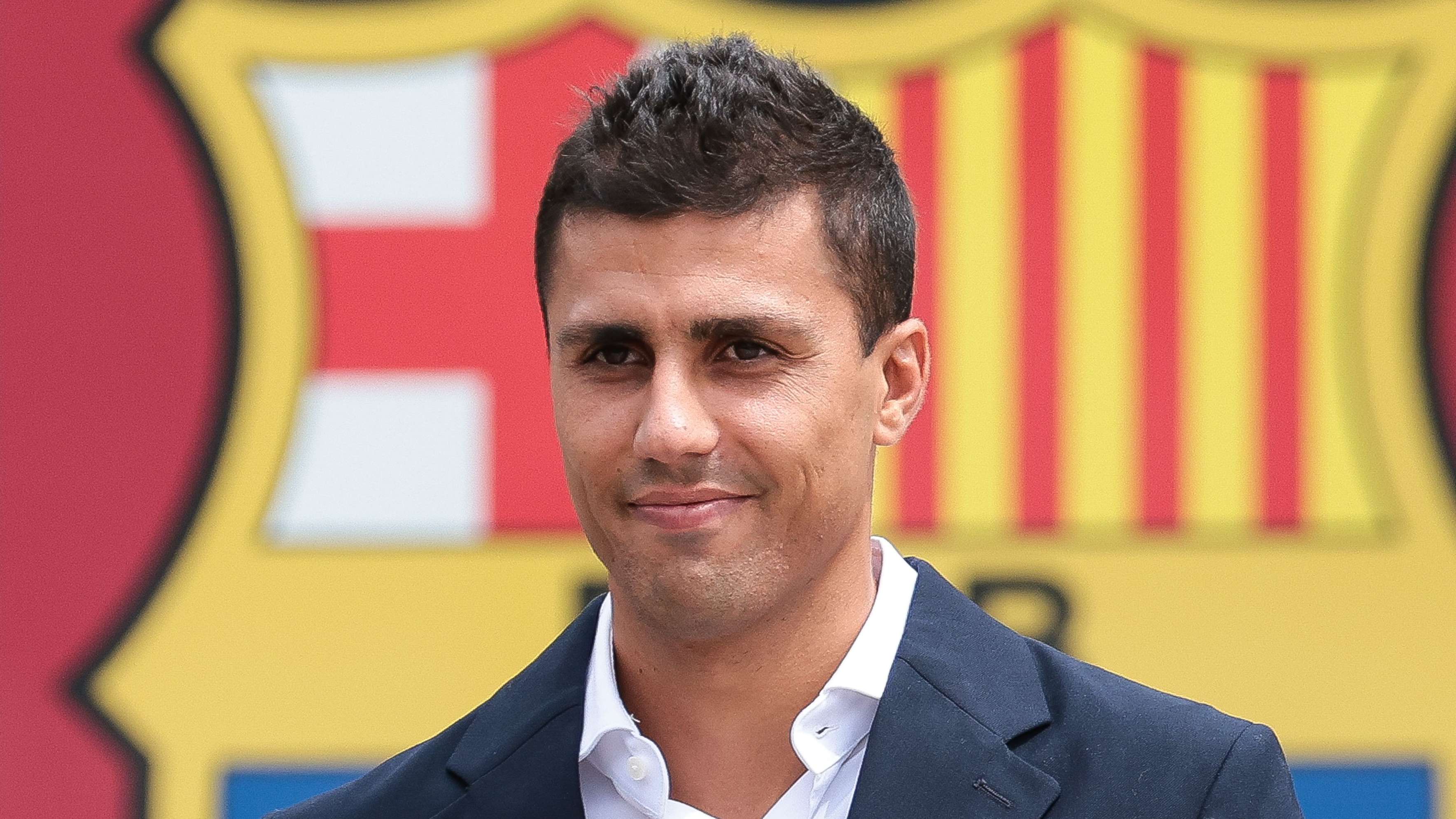 The big-money signing is complete: Barcelona officially announce the arrival of Rodri  