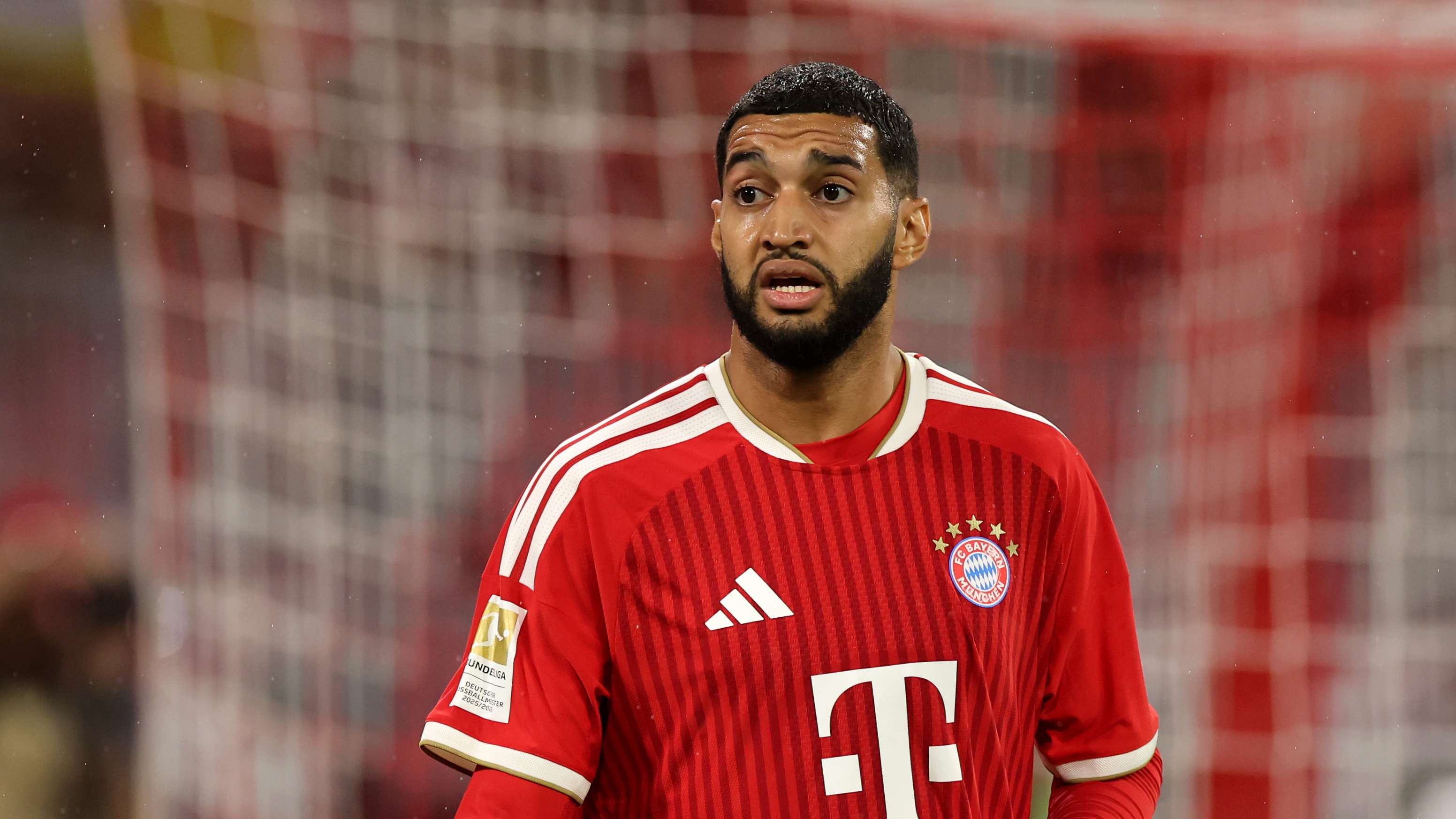 Es-Sibari reveals his role model at Bayern Munich  