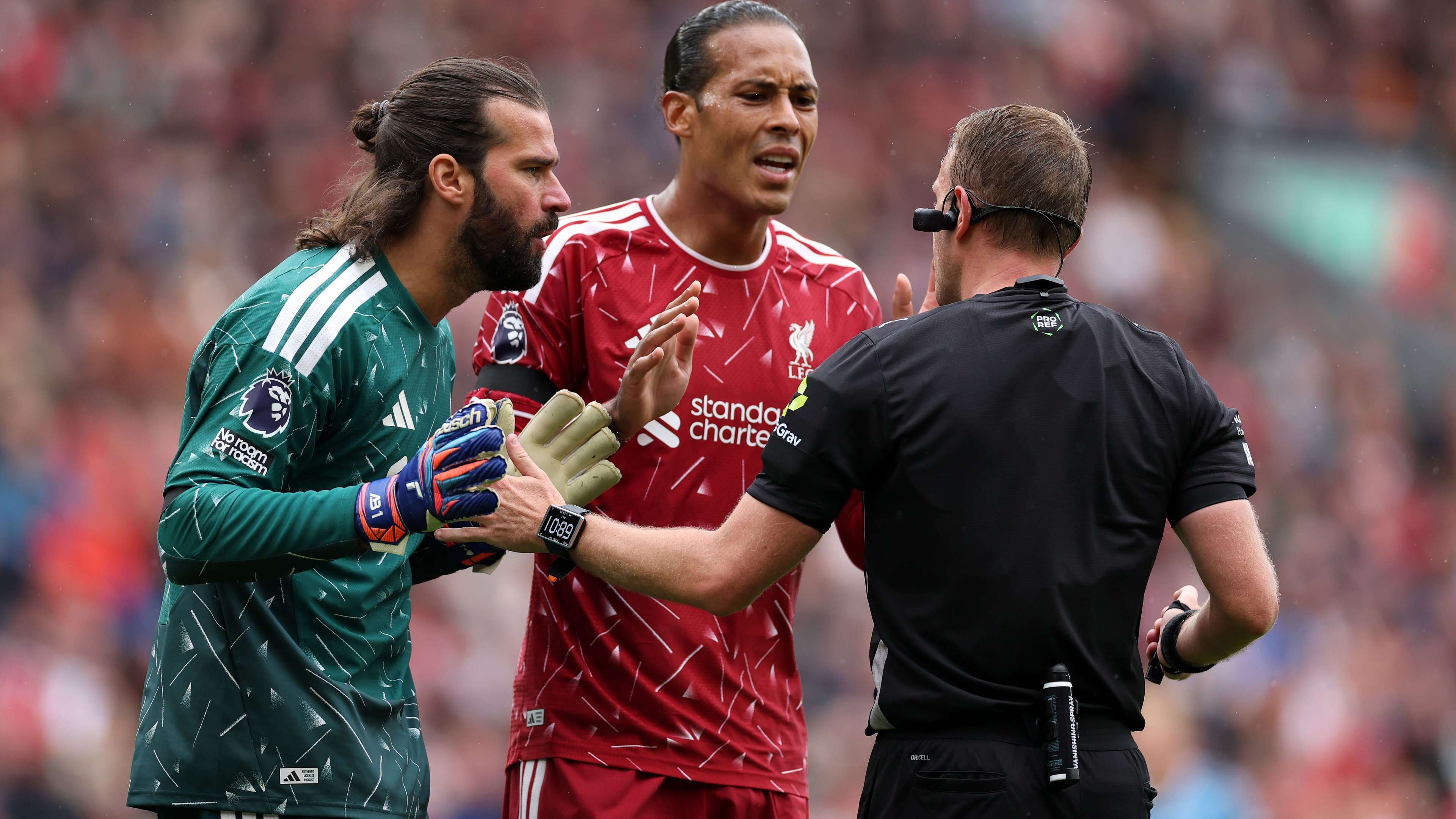 Huge deal: the 'new Courtois' knocks on Anfield's doors  