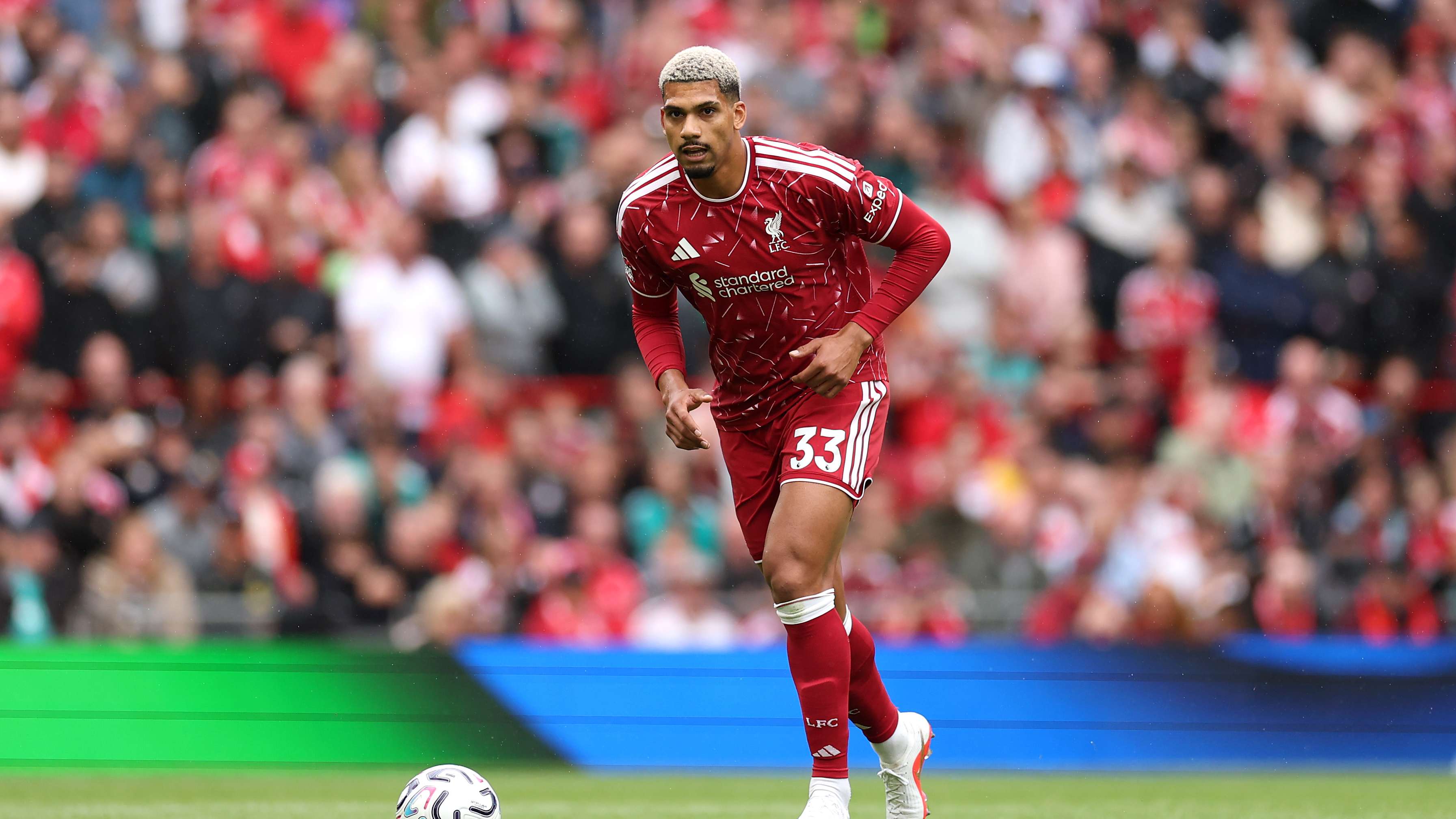 "Immediate shock": Araujo pinpoints the differences between La Liga and the Premier League  