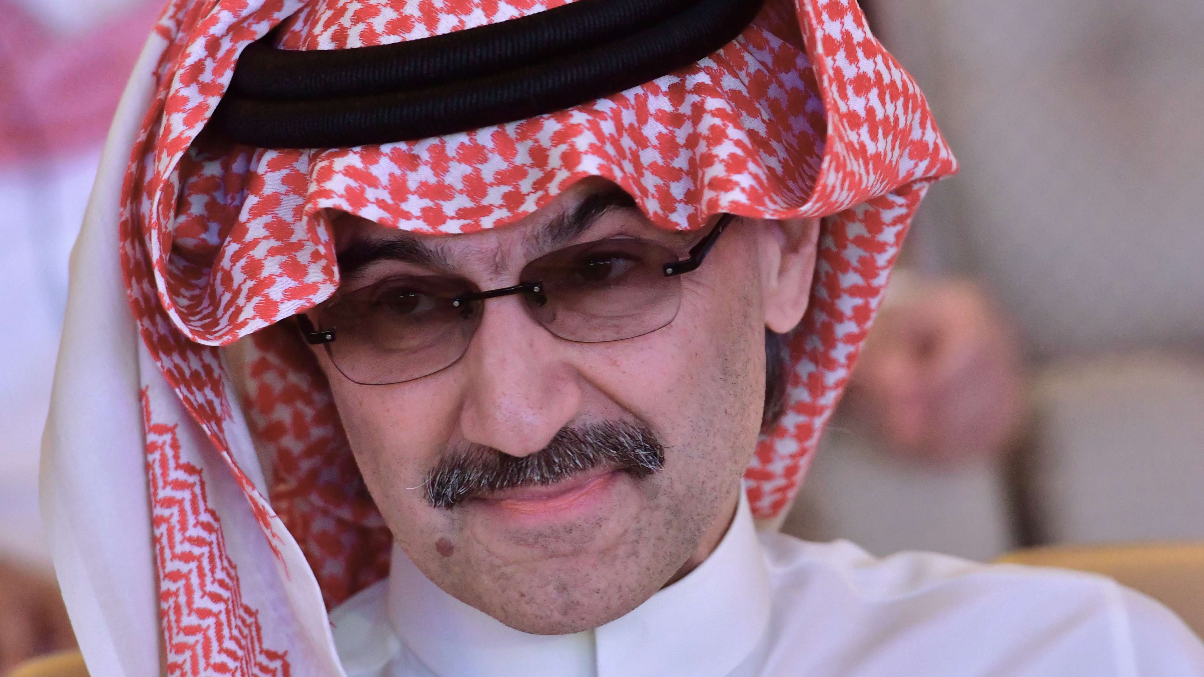 845 million riyals: Al-Hilal's major deal is officially completed

Wait, let me re-read the source.

840 million riyals: Al-Hilal's major deal is officially completed  