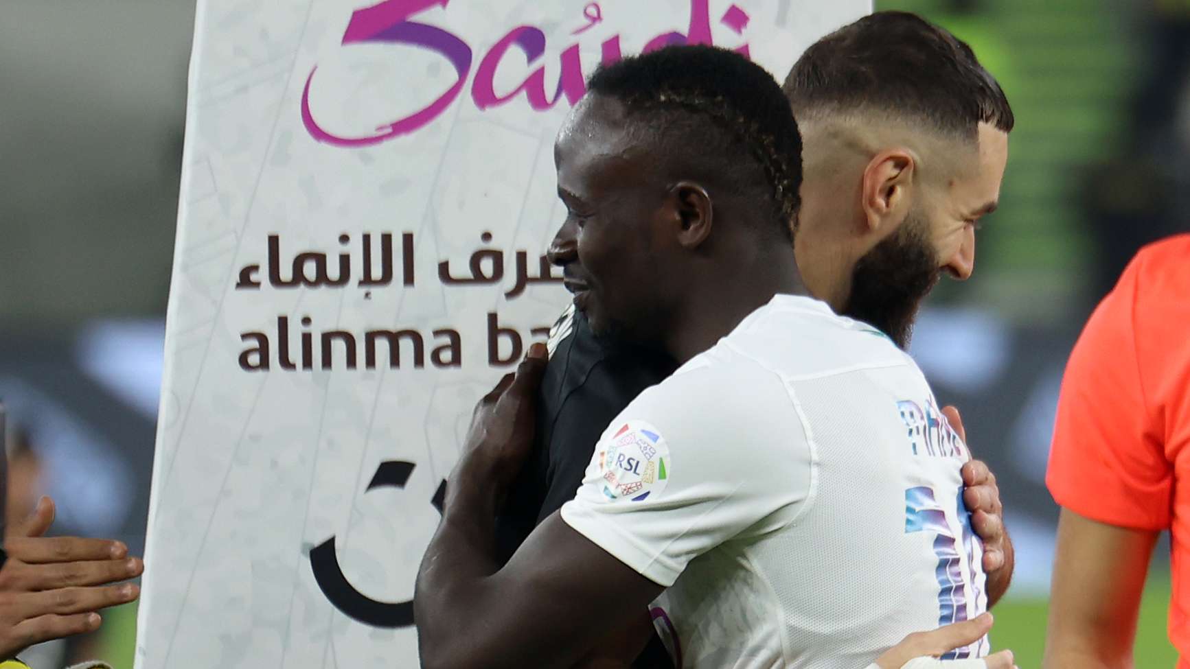Mane and Kinunes defeat Bono and Benzema: they take the Saudi league into Ballon d'Or history  