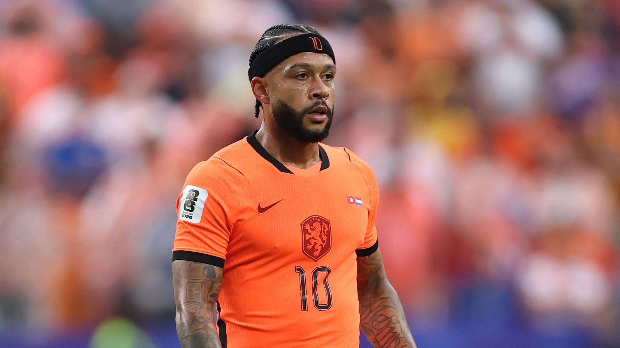 Depay axed, Xavi hands debuts to Van Bommel and Zechiel  