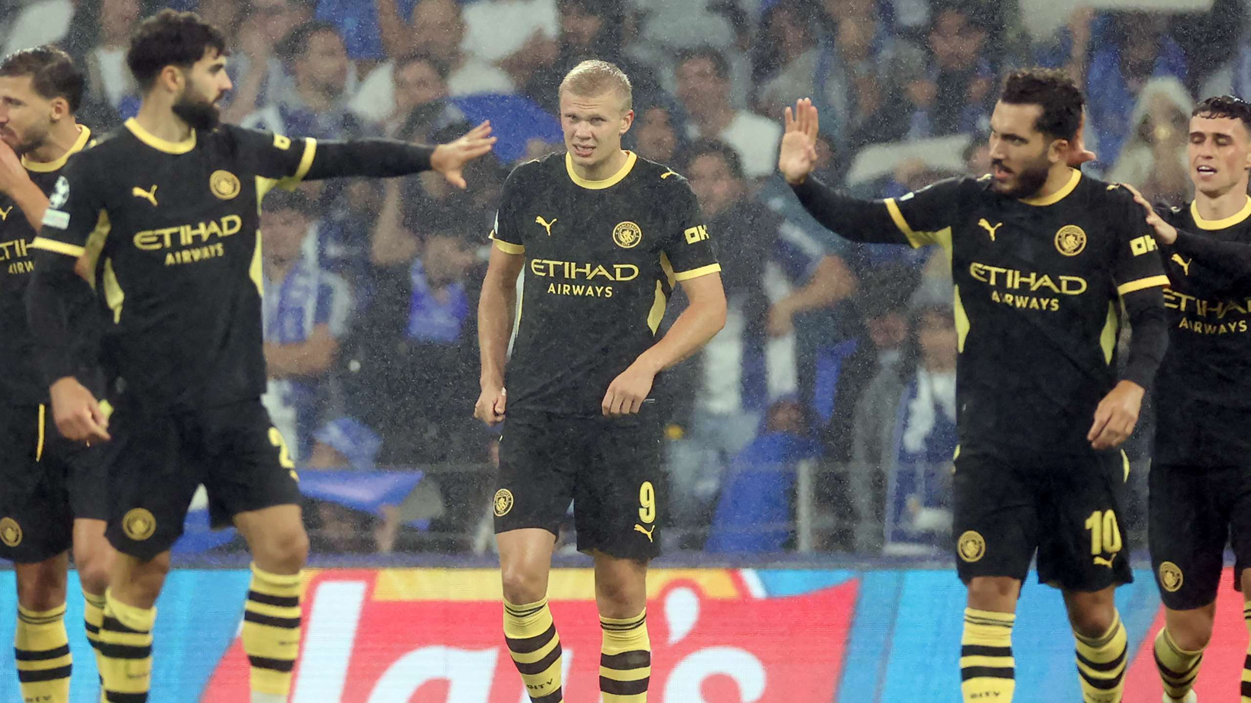 On video: Haaland's double settles the Dragão clash and hands City a precious win before the derby  