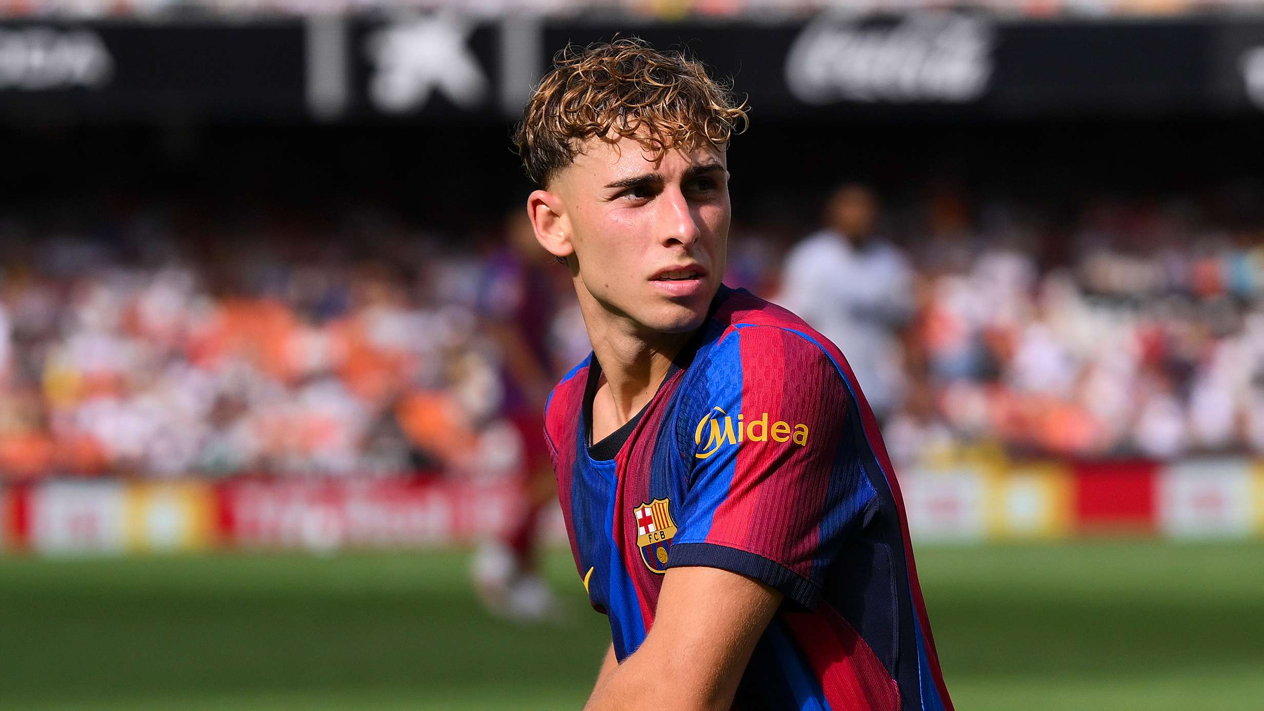 Lopez celebrates Spain return after Barca win  