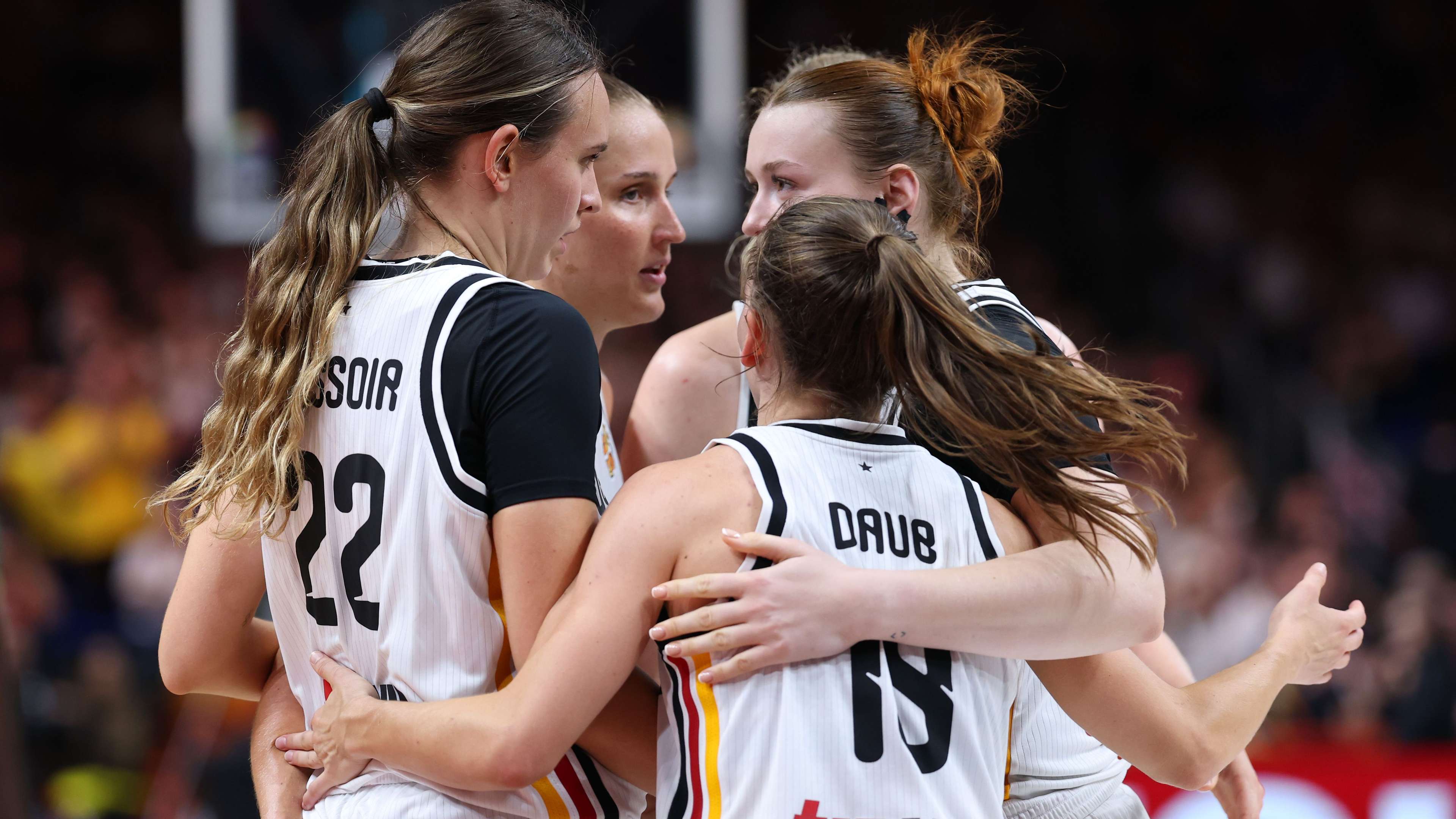 Gala against Mali! Germany reach the World Cup final round  