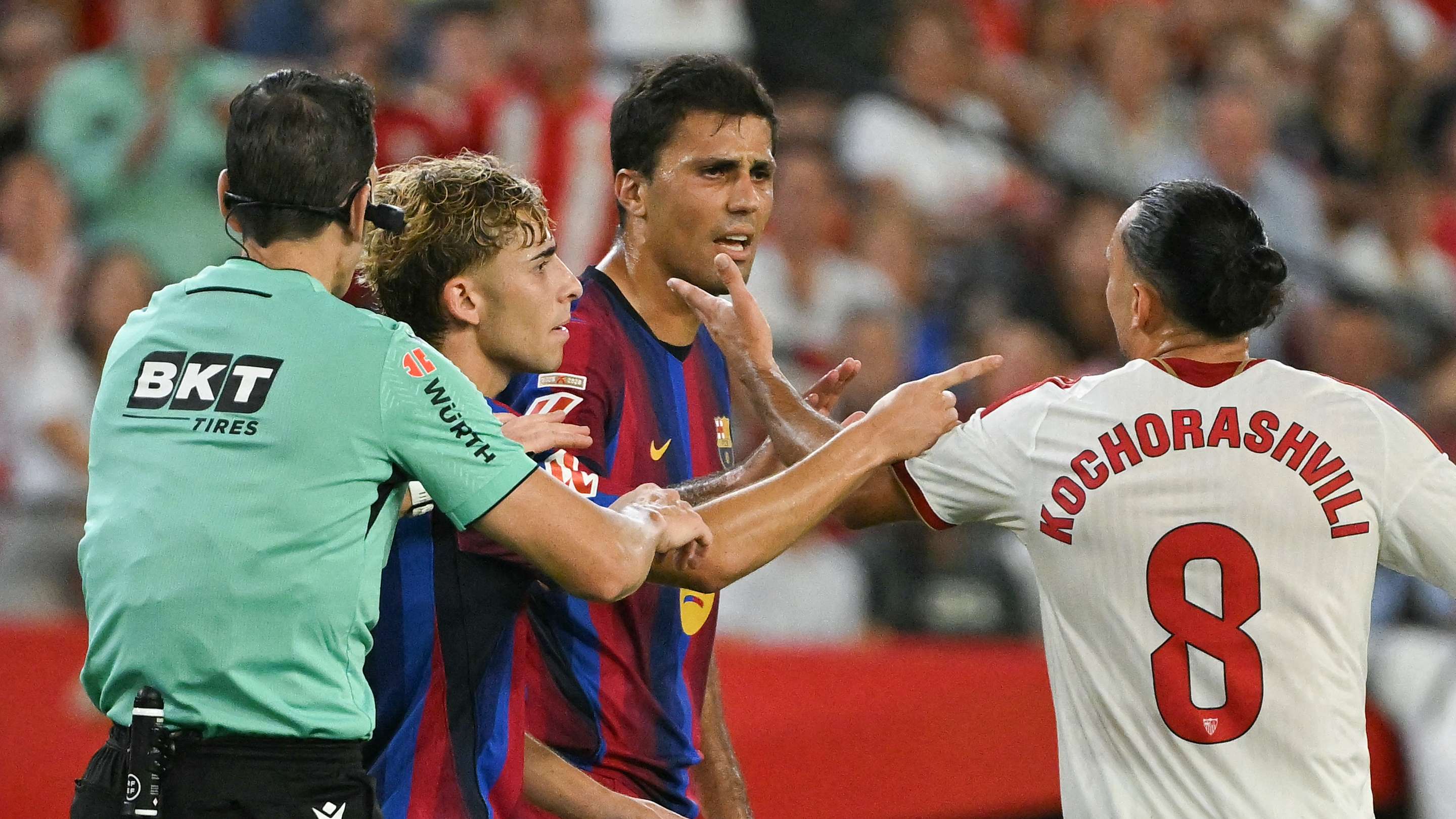 A glaring refereeing error works in Barcelona's favour against Sevilla  