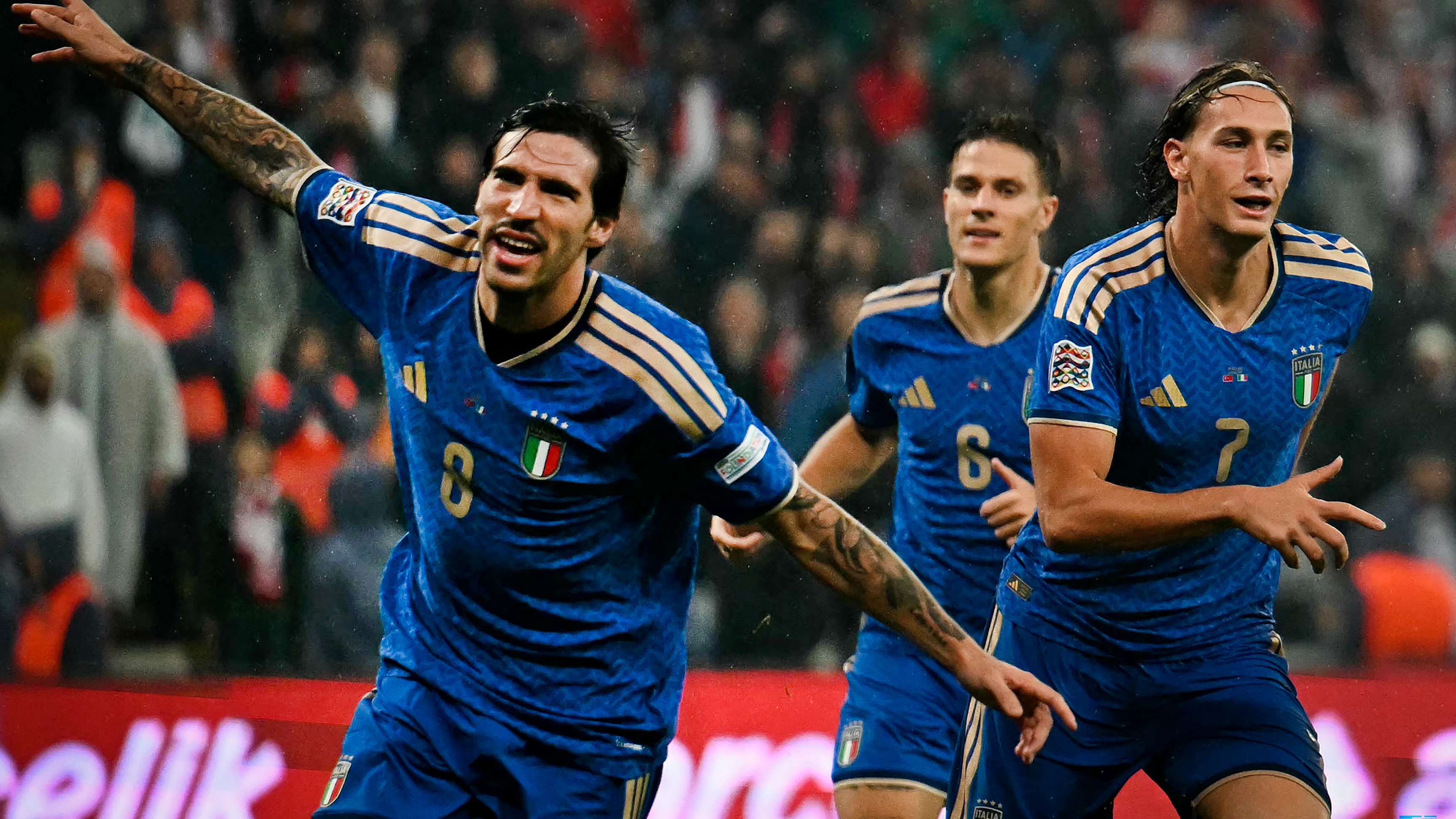 Video: Italy get the job done against Turkey in one half  