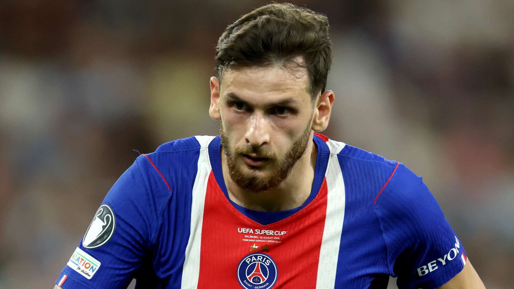 In a statement: Paris Saint-Germain gives its fans good news regarding Kvaratskhelia  
