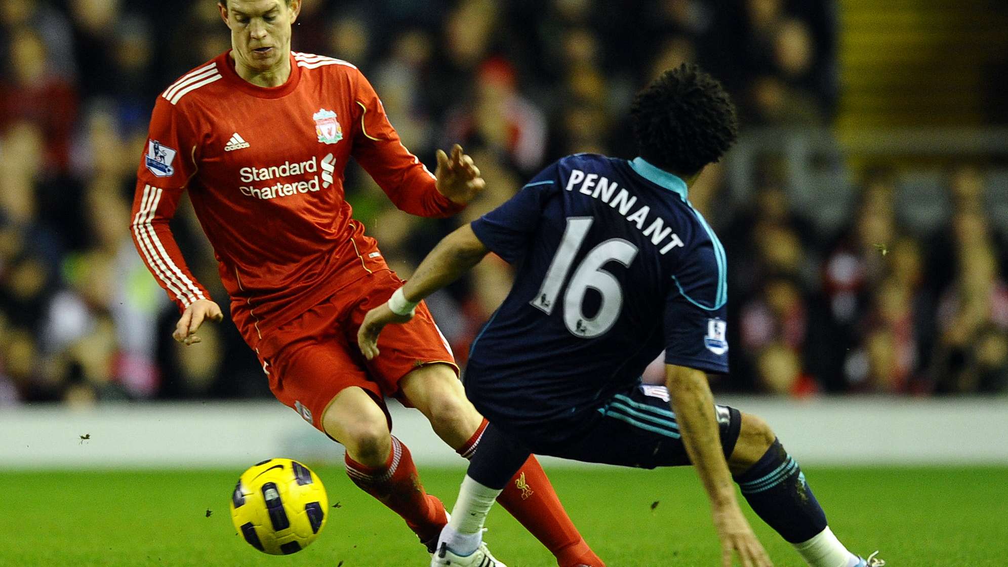 A dog mauls the leg of a former Liverpool player: 50 stitches and cosmetic surgery!  