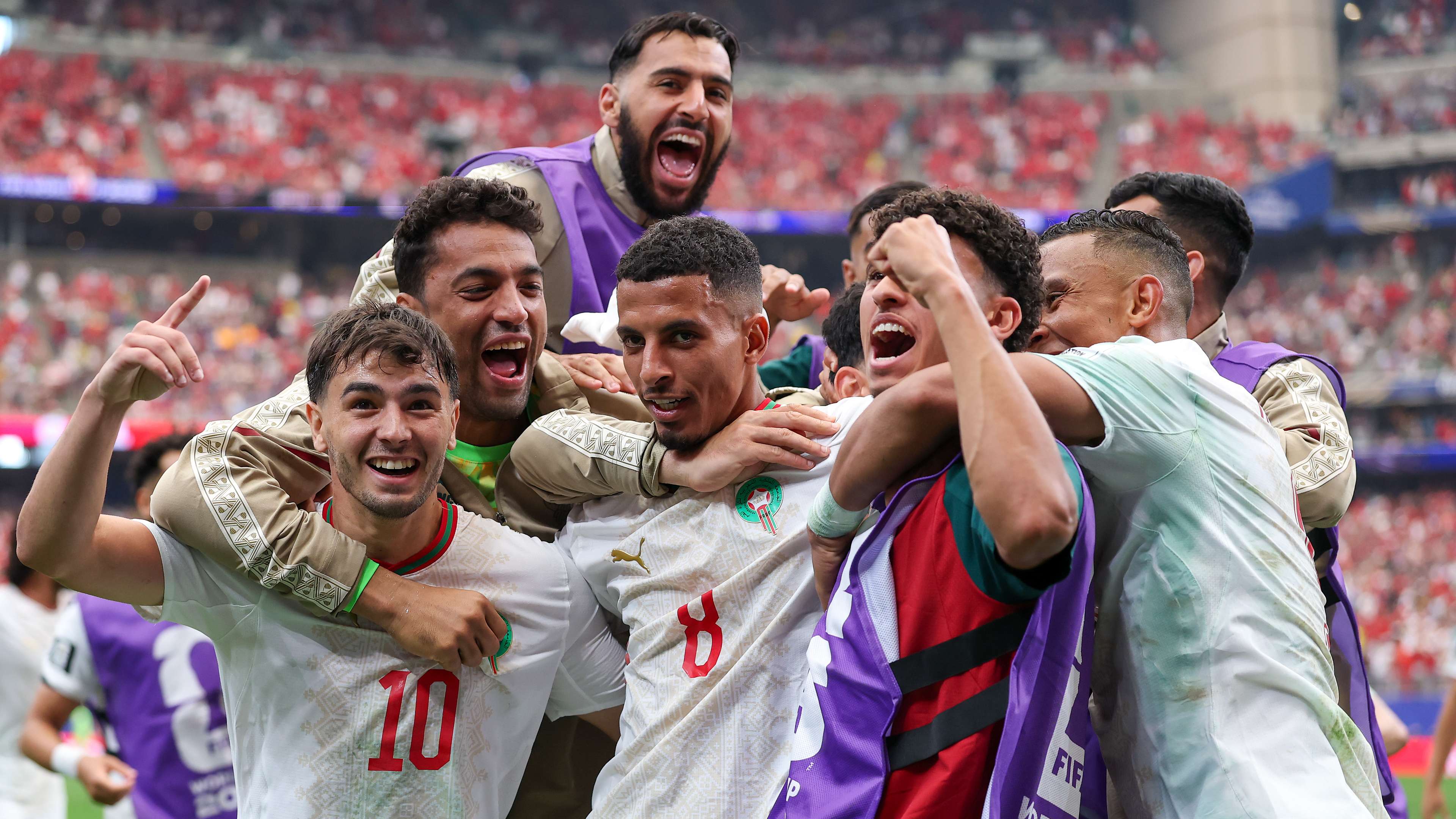 He left on a stretcher: worrying injury for Morocco star  