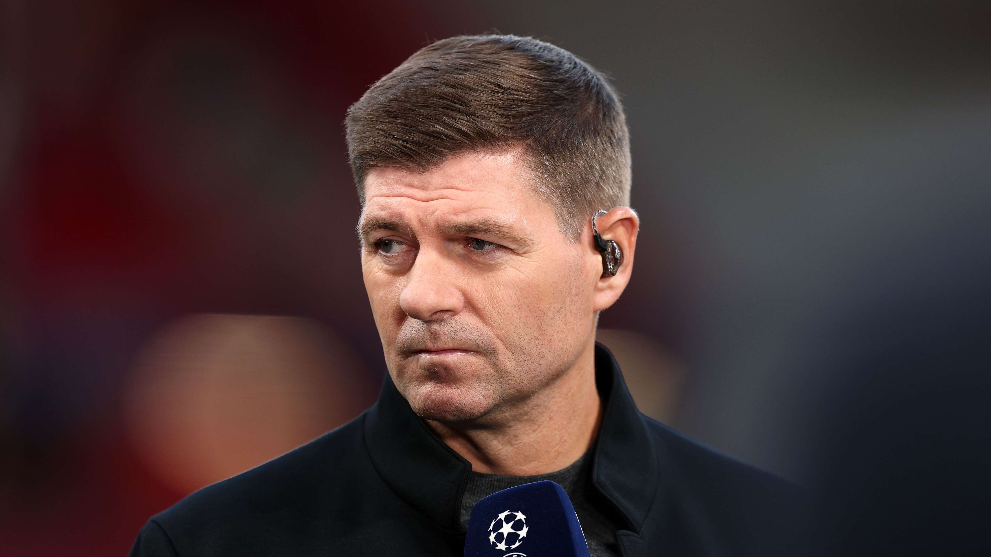 Gerrard signs up for new role working with Man Utd icon  