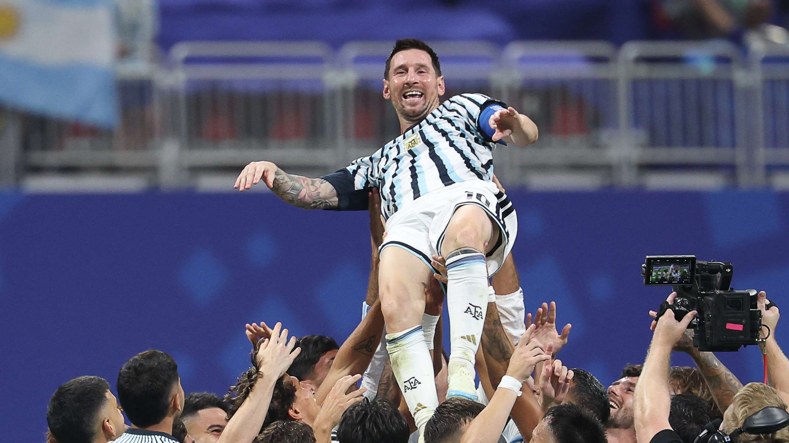 "Doctor Messi": an Argentine university surprises the Flea at his farewell  