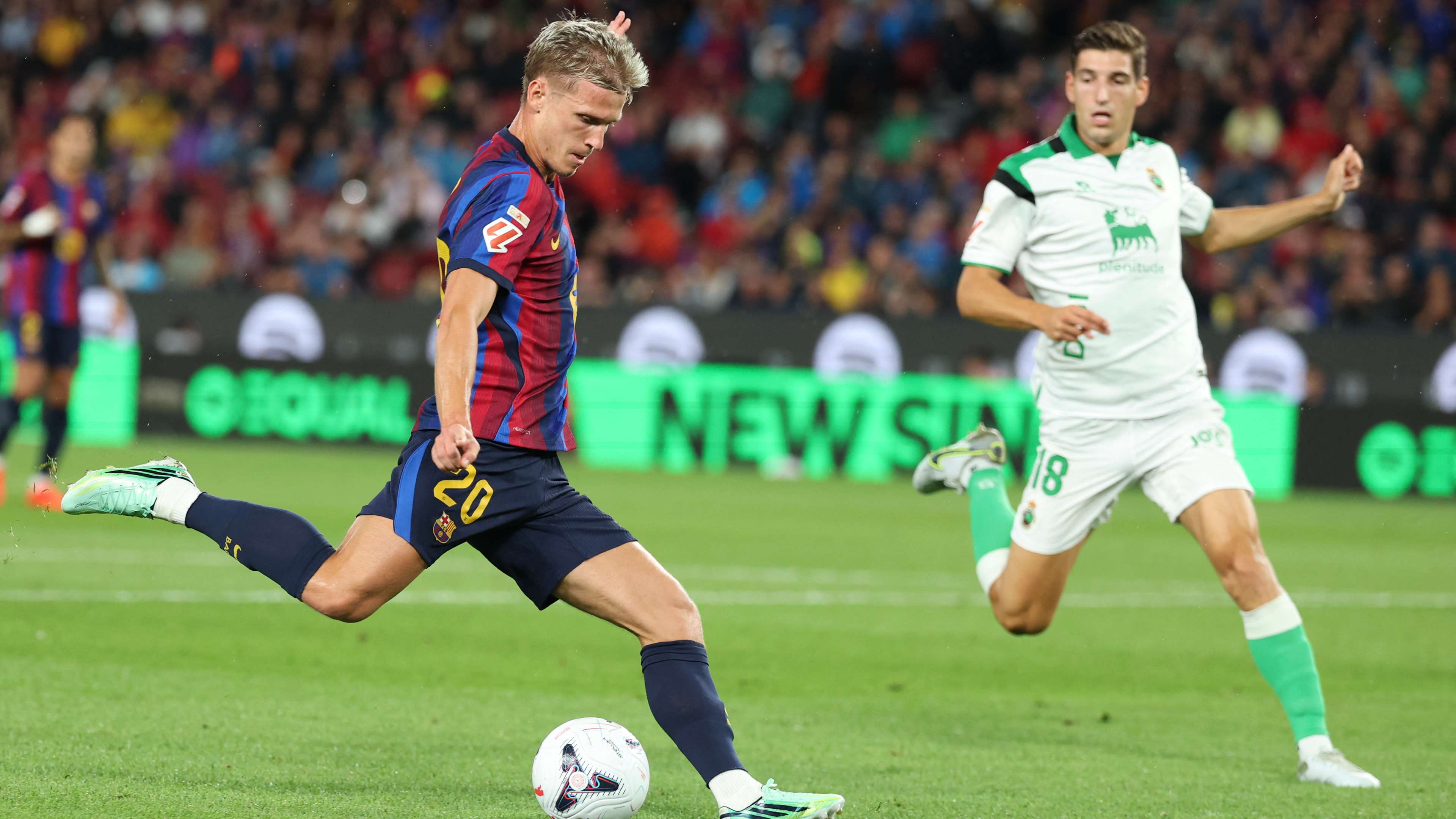 His agent reveals the secret: Olmo dreams of an ending away from Barcelona  