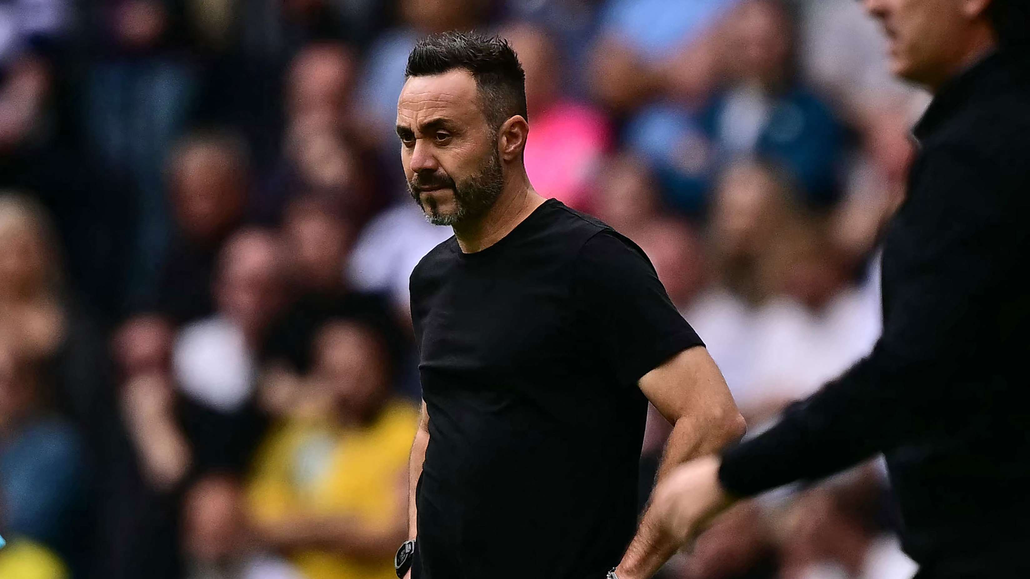 Spurs CEO offers full support to De Zerbi despite NIGHTMARE start  