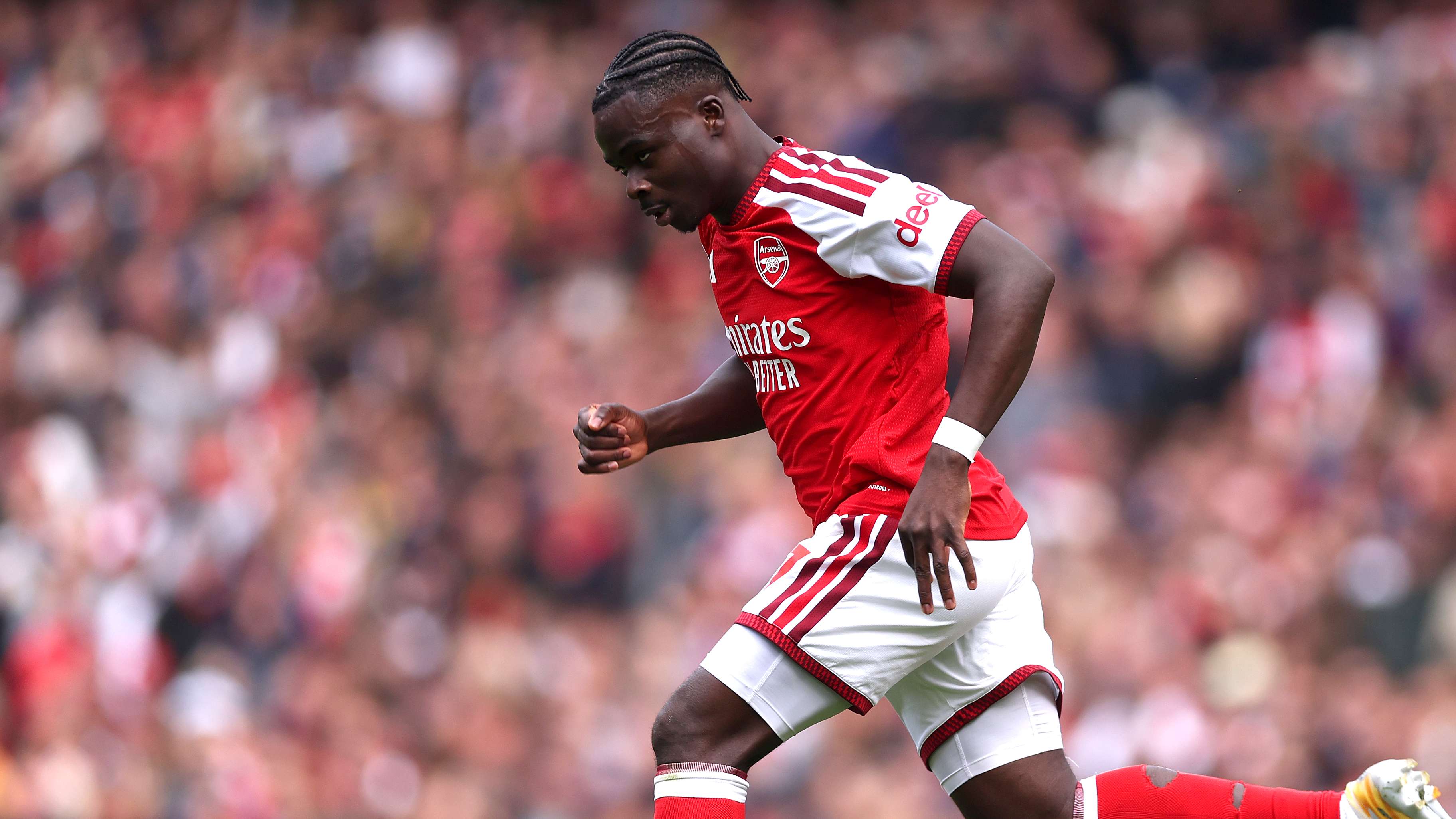 'He goes down too much' - O'Leary slams Saka  