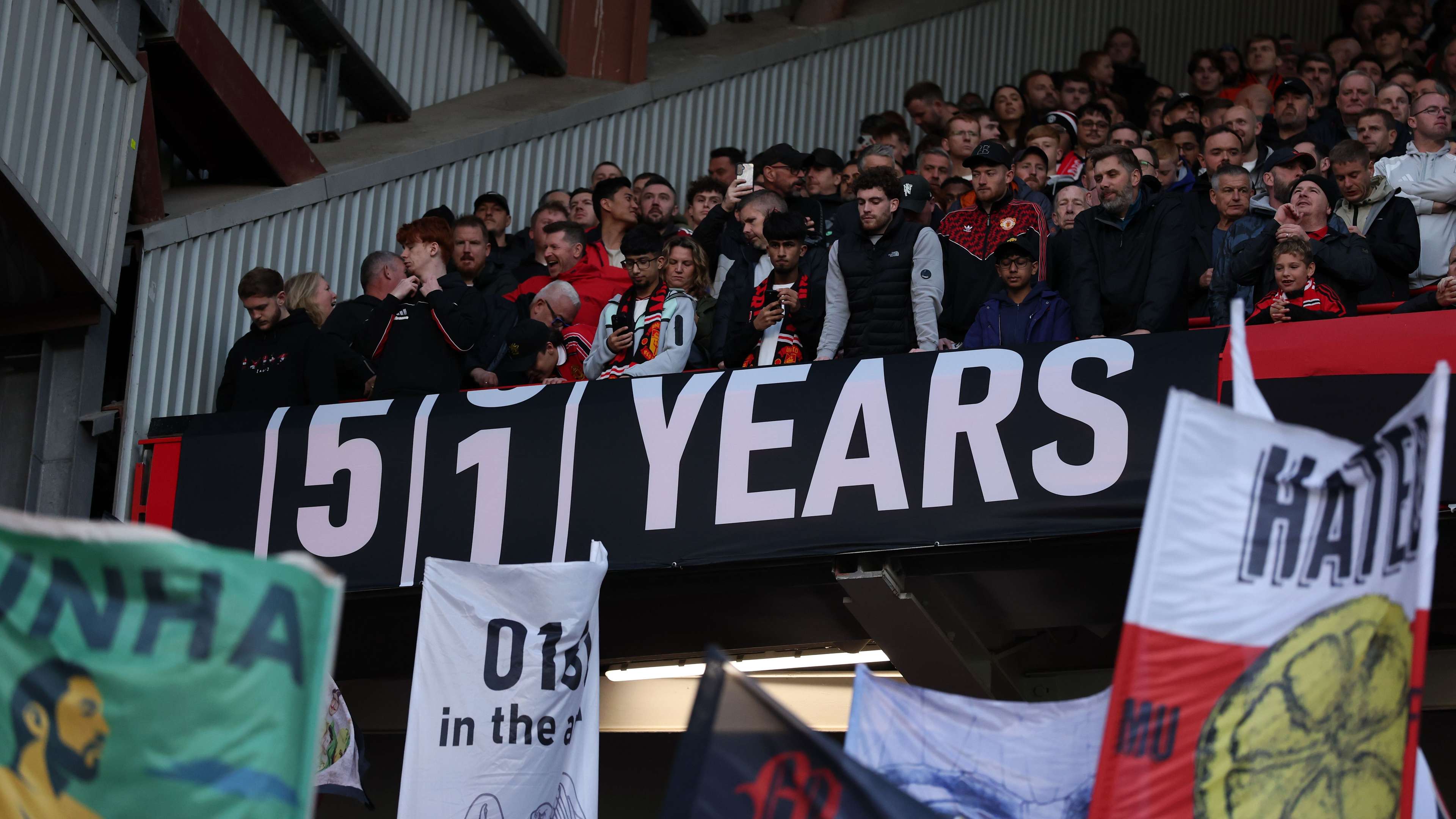 Man Utd fans troll Man City with ticker banner  