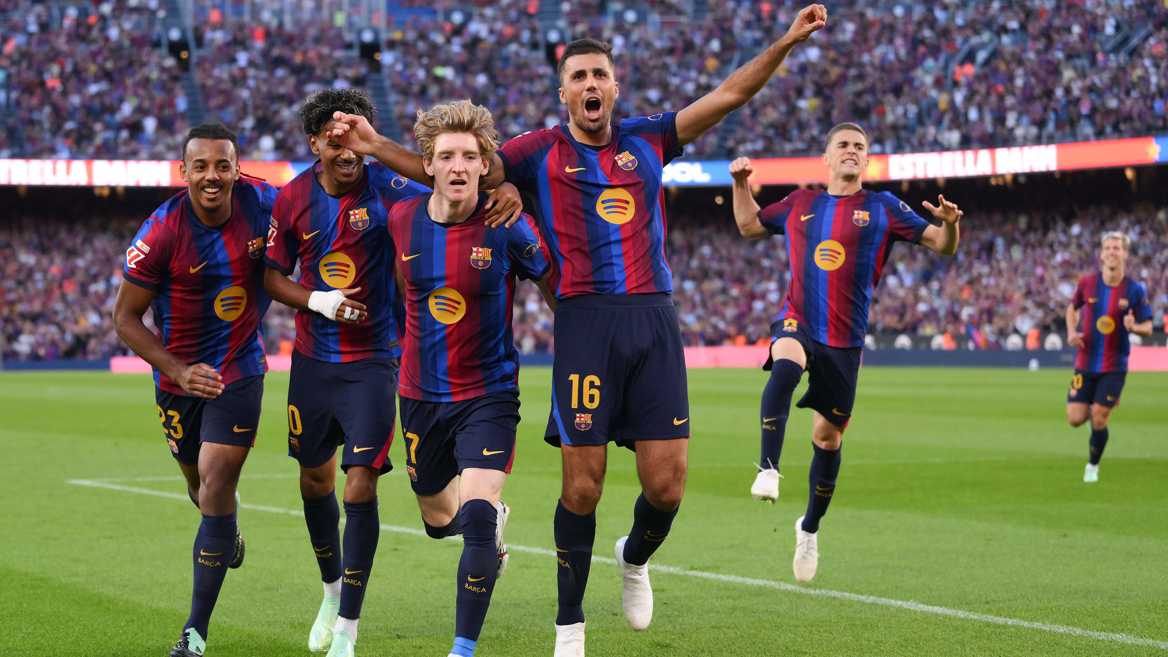 Absences galore: Flick picks Barcelona's squad for the Galatasaray clash  