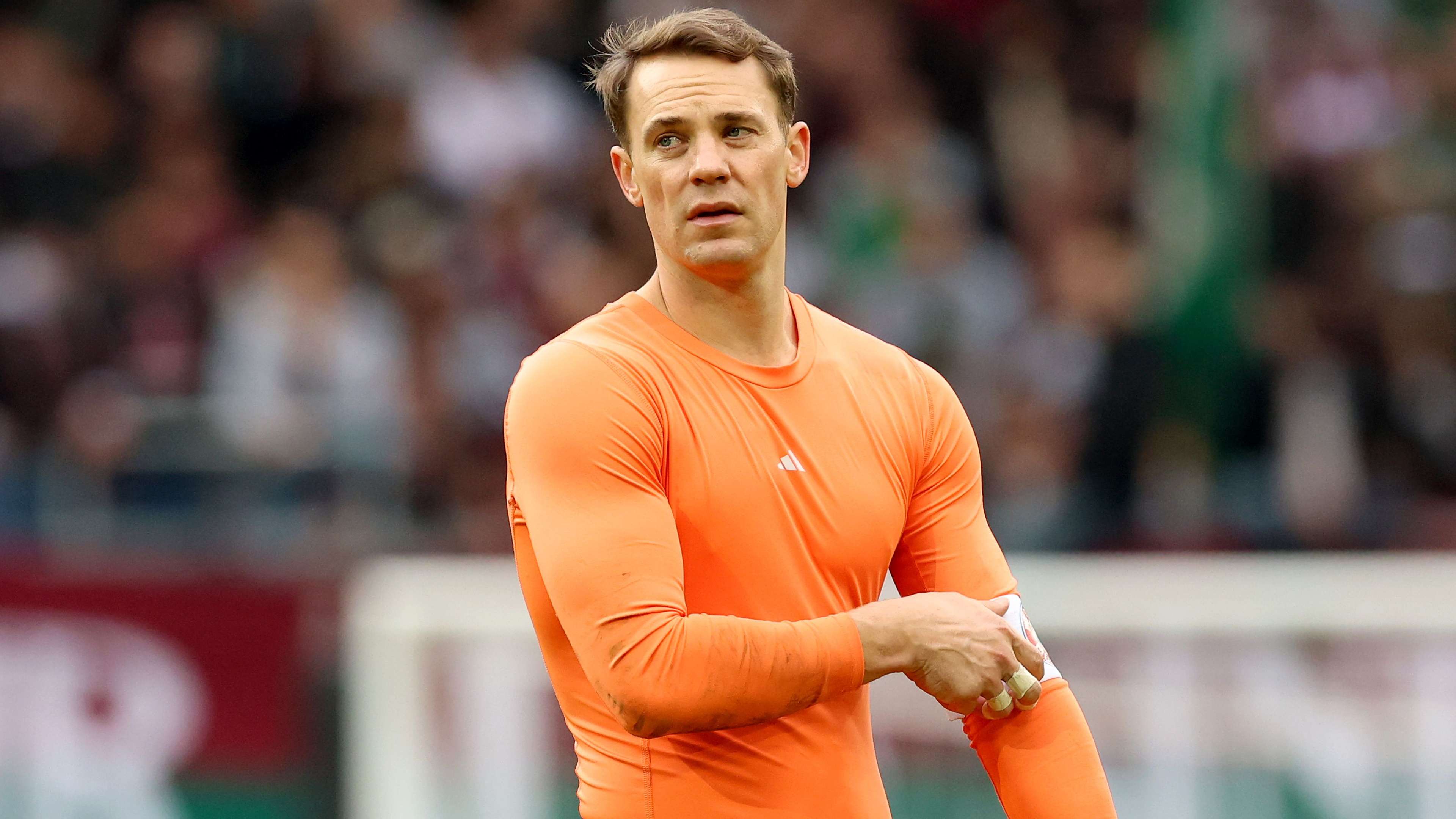 “Missed the final whistle?” Neuer backer asks a provocative question  