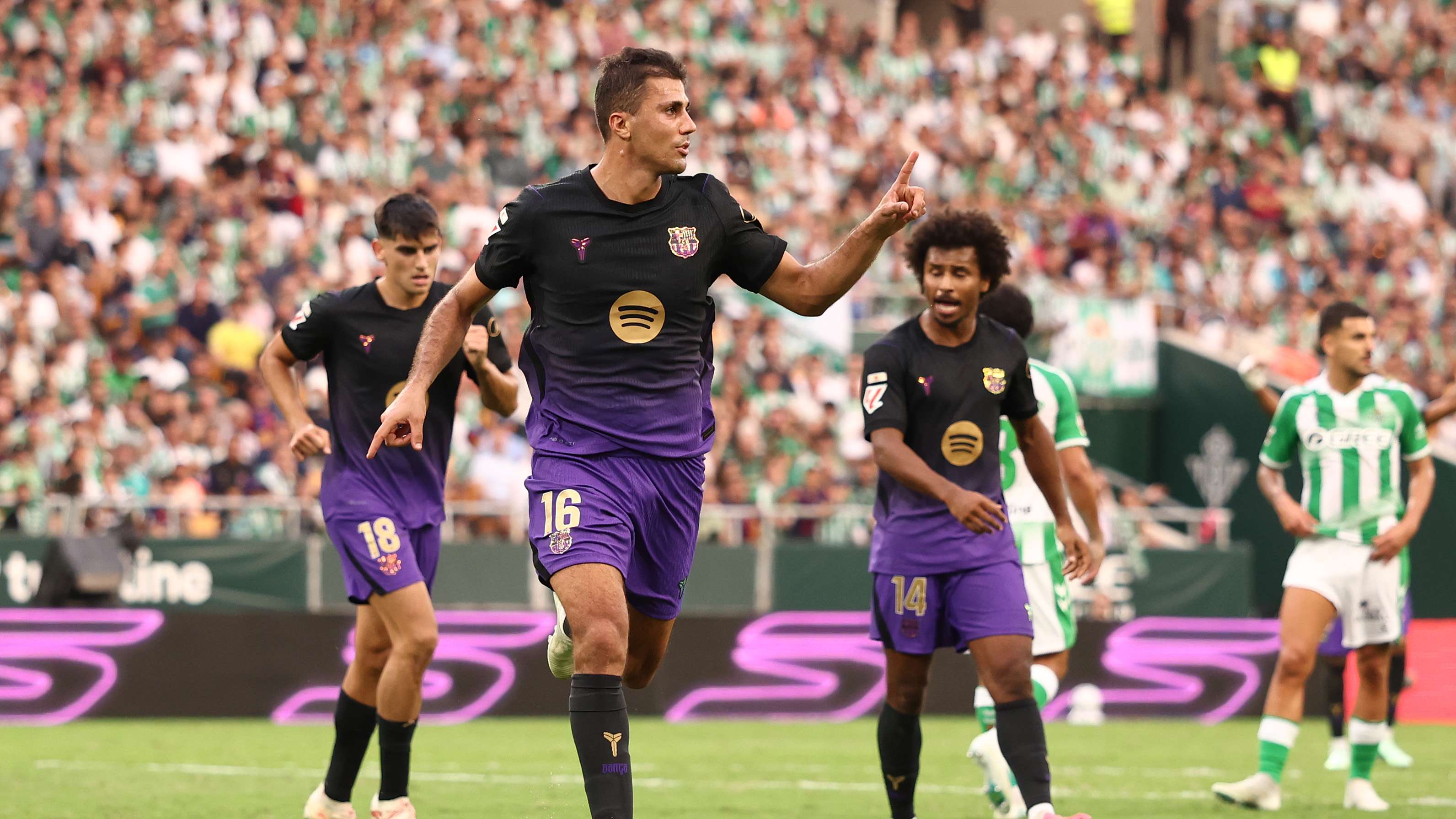 With his first goal: Rodrygo leads Barcelona to shatter their record in the Spanish league  