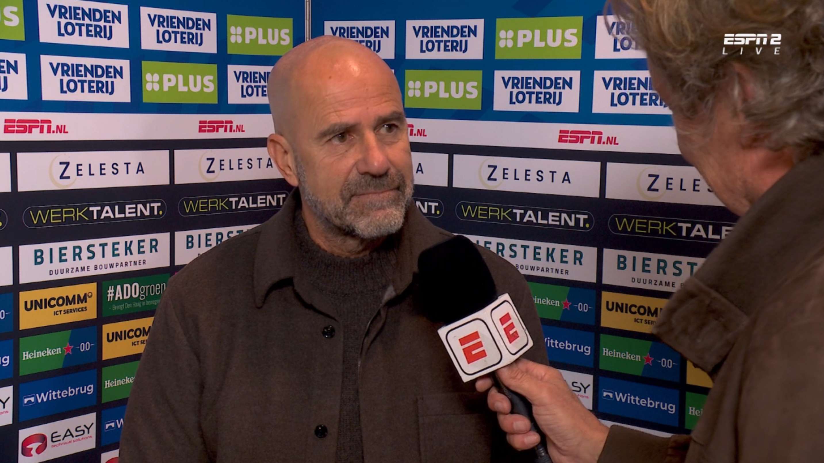 Bosz left speechless after hearing Mijnans’ excuse for red card  