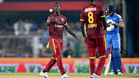 Kotak, Rampaul sympathise with bowlers after India's record chase  