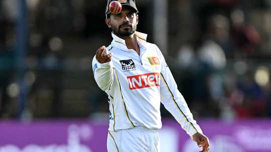 Test captain Dhananjaya de Silva steps down with immediate effect  