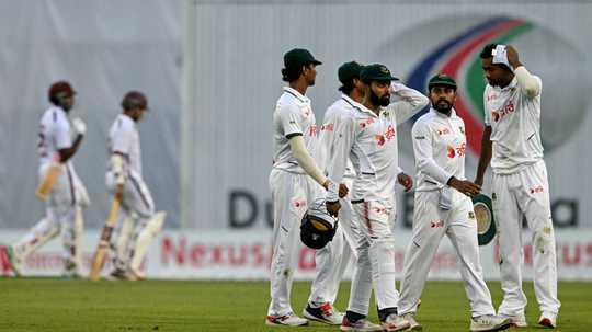Bangladesh hit back after Warrican-led collapse  
