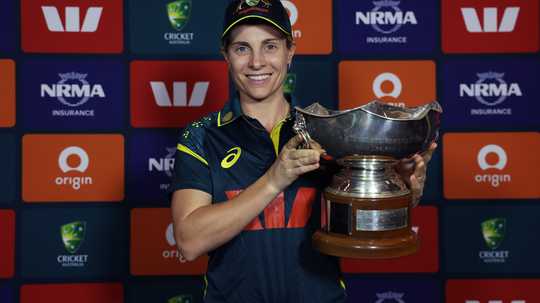 UP Warriorz sign Sophie Molineux for 1.10 Cr, bring back Grace Harris  
